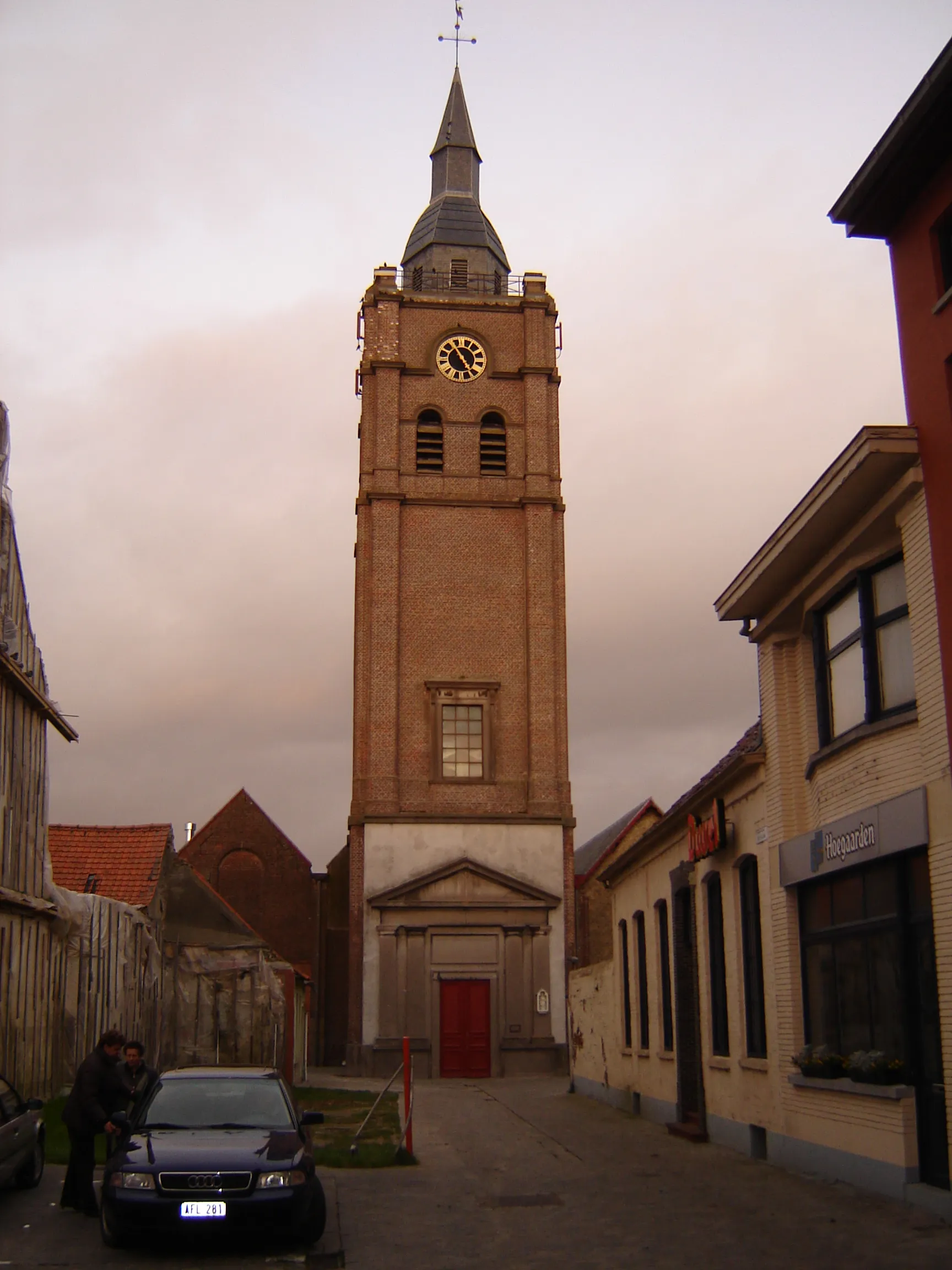 Photo showing: Sint-Martinuskerk, Roesbrugge. Saint Martinus Church in Roesbrugge, Roesbrugge-Haringe, Poperinge, West-Flanders, Belgium.