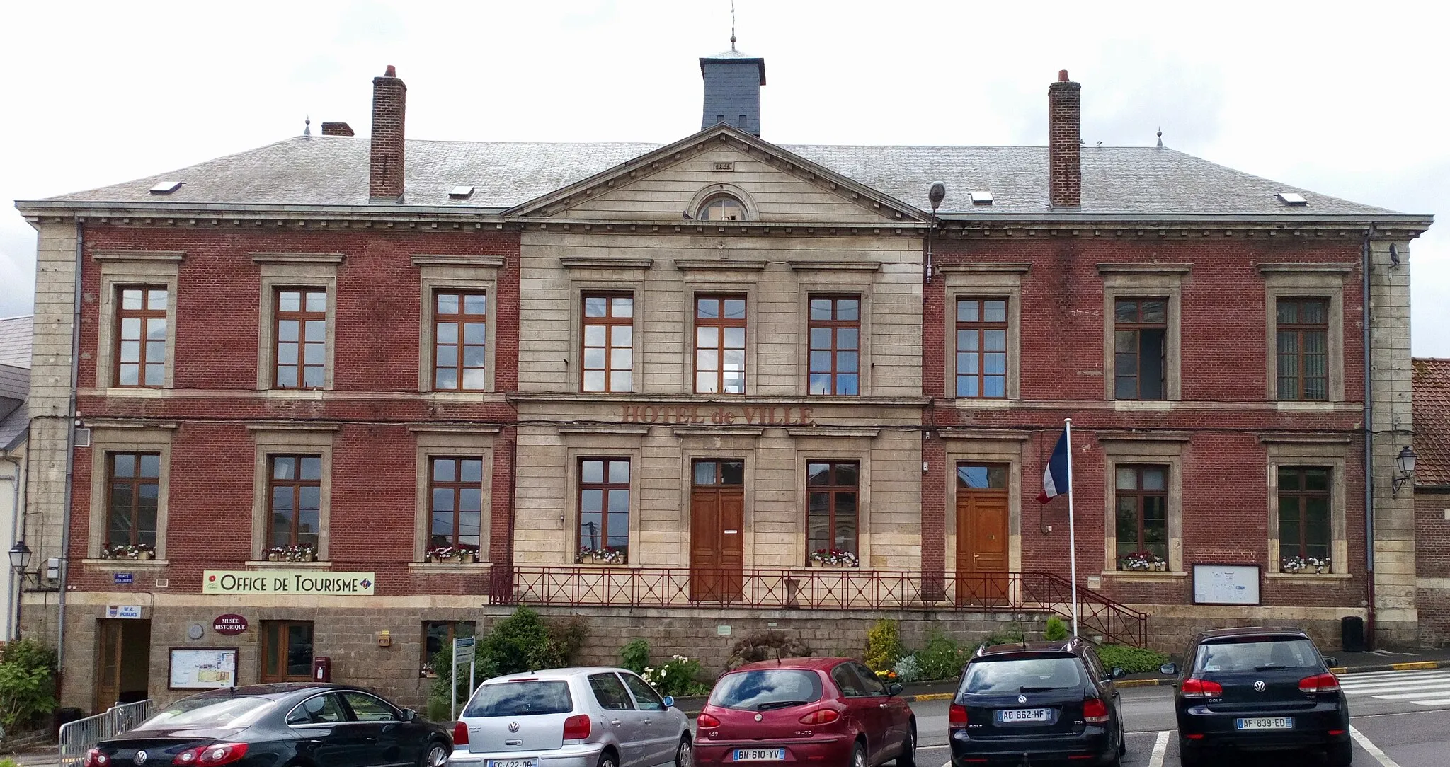 Photo showing: Mairie de Bray-sur-Somme 2