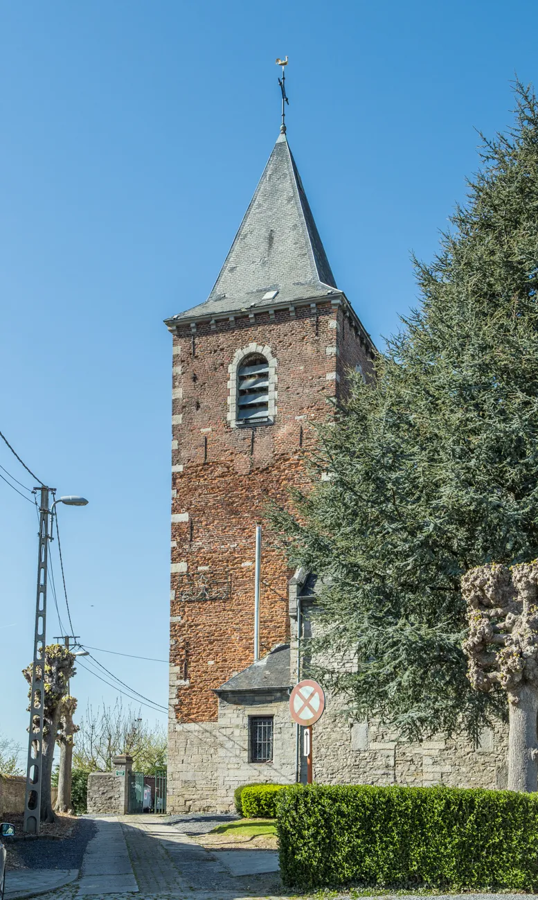 Photo showing: Ramegnies-Chin Churchyard