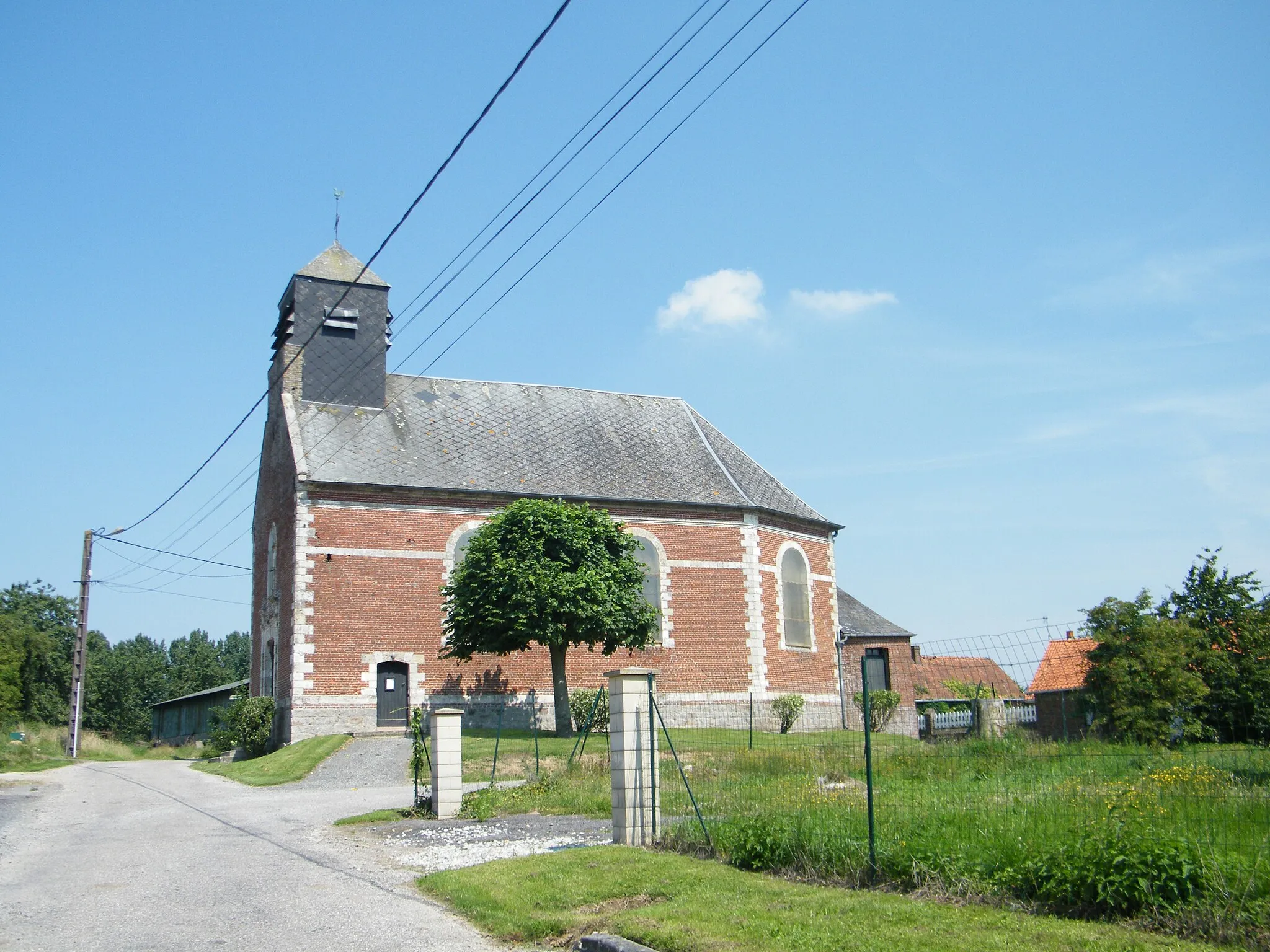 Photo showing: Église de Courcelles-au-Bois, Somme, France.