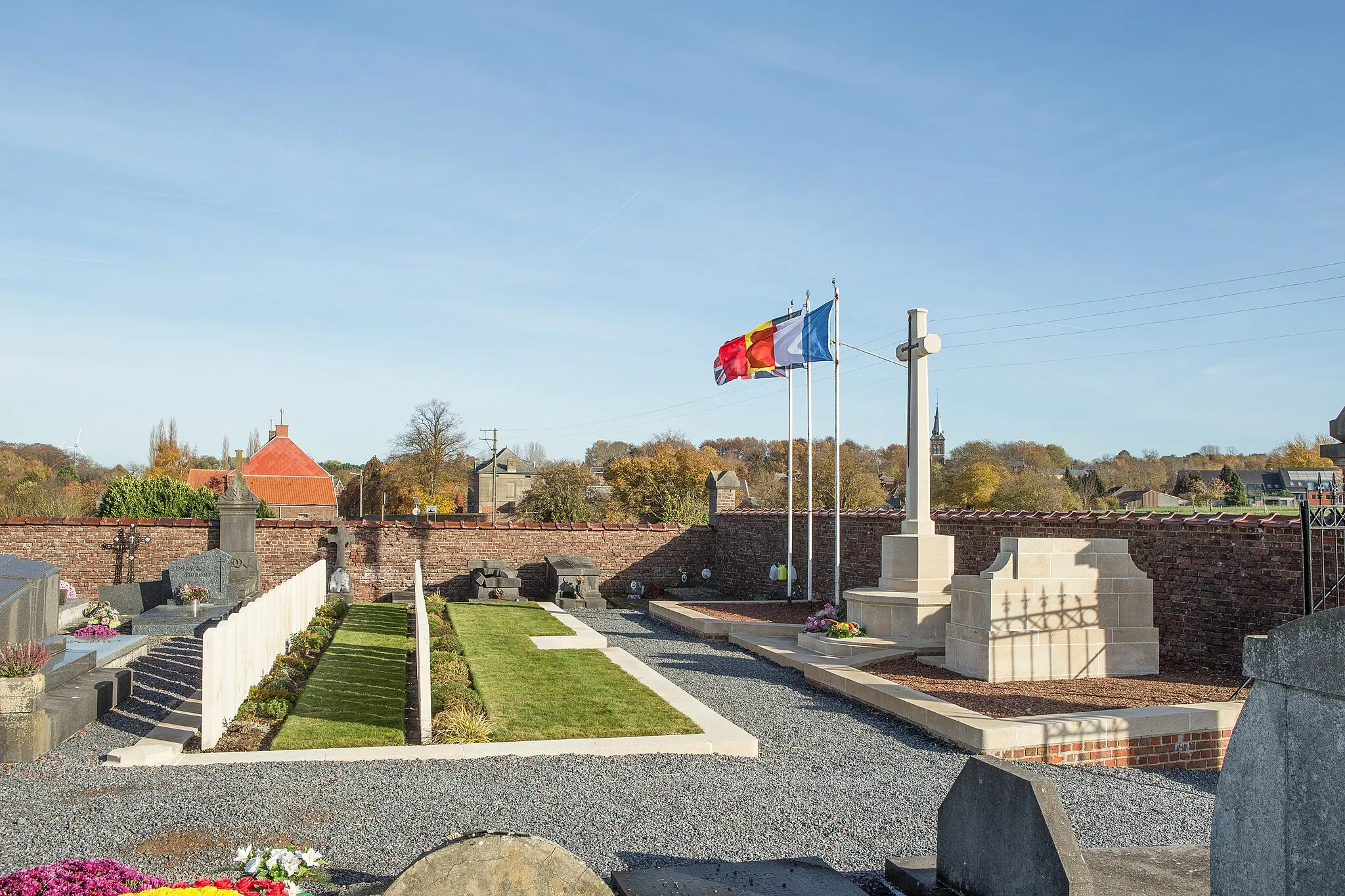 Photo showing: Audregnies Communal Cemetery
