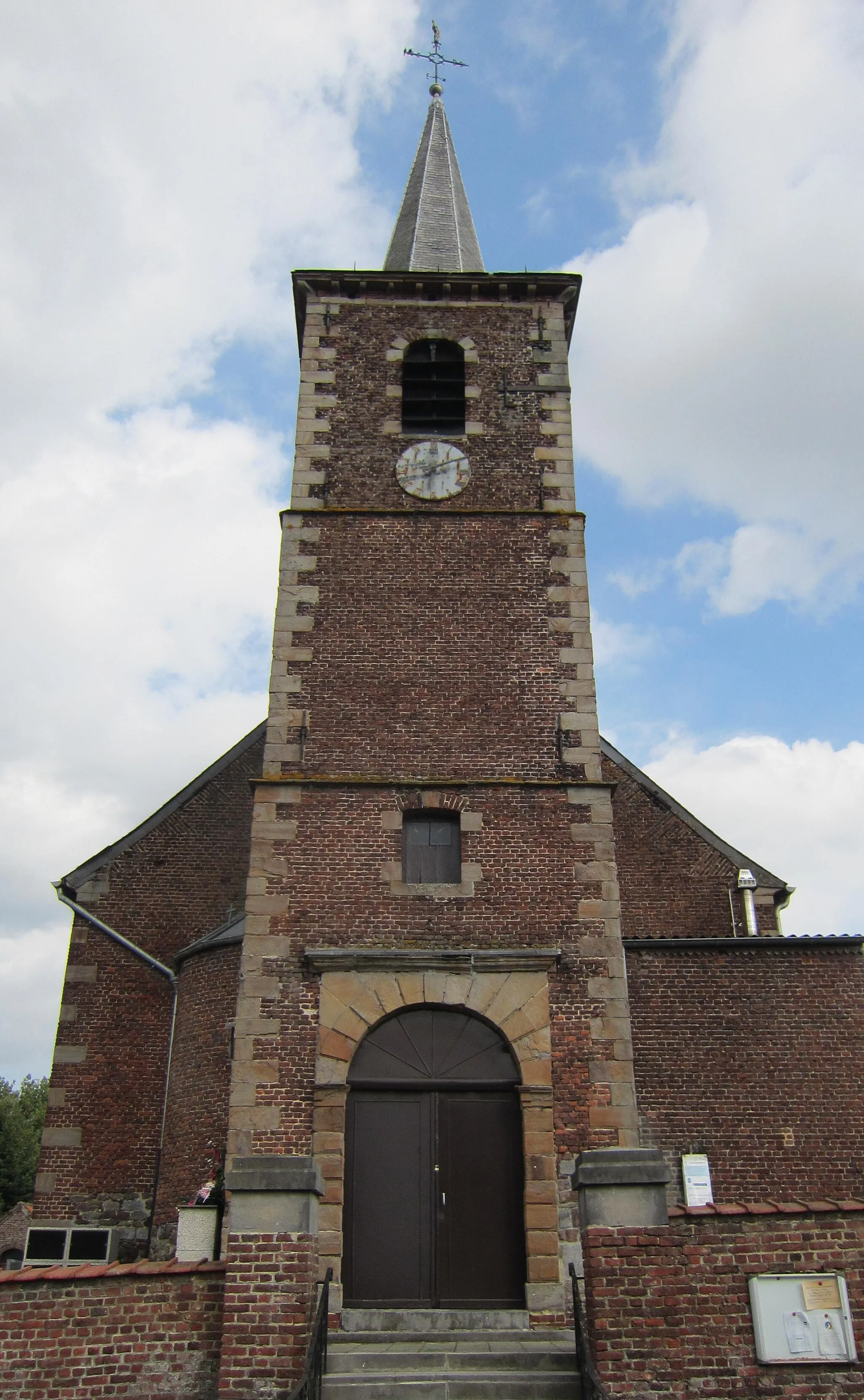 Photo showing: L'église de Fayt-le-Franc.