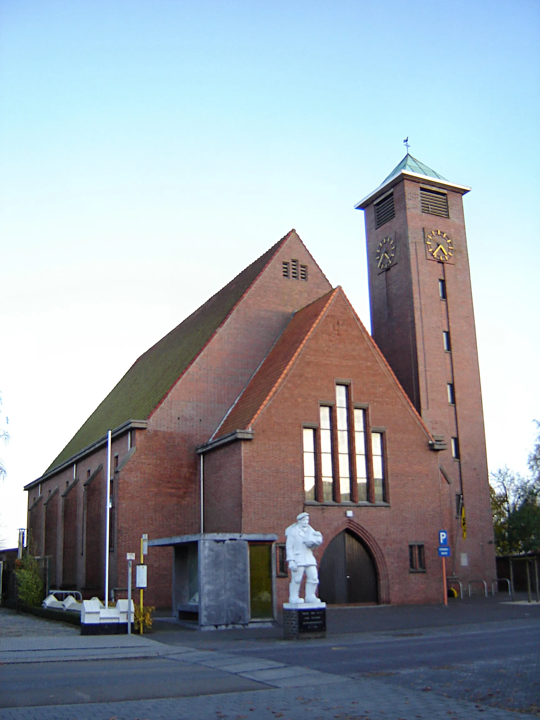 Photo showing: Church of Our Lady in Madonna. Madonna, Langemark, Langemark-Poelkapelle, West Flanders, Belgium