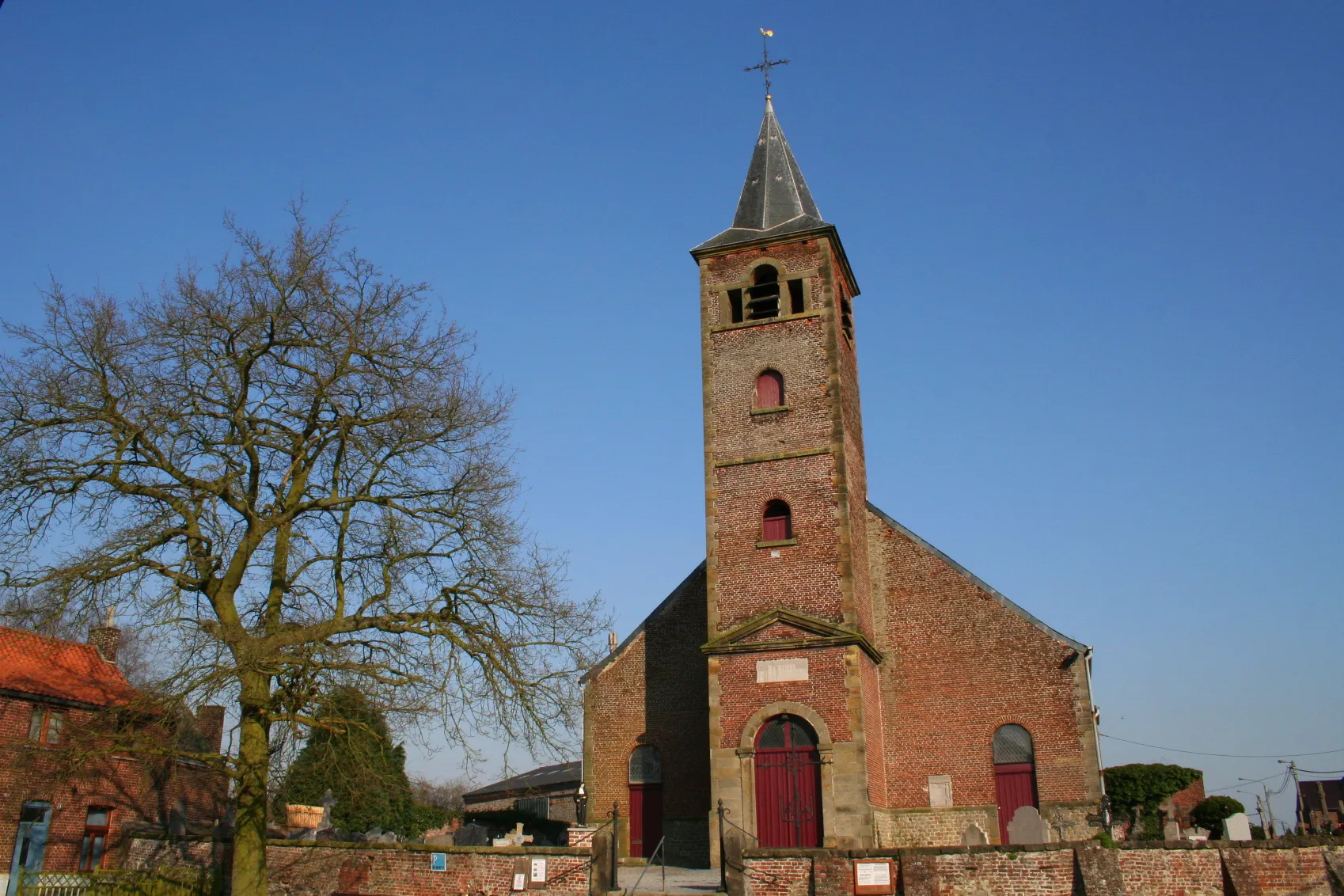Photo showing: Braffe (Belgium), the St. Michael church  (1835-1836).