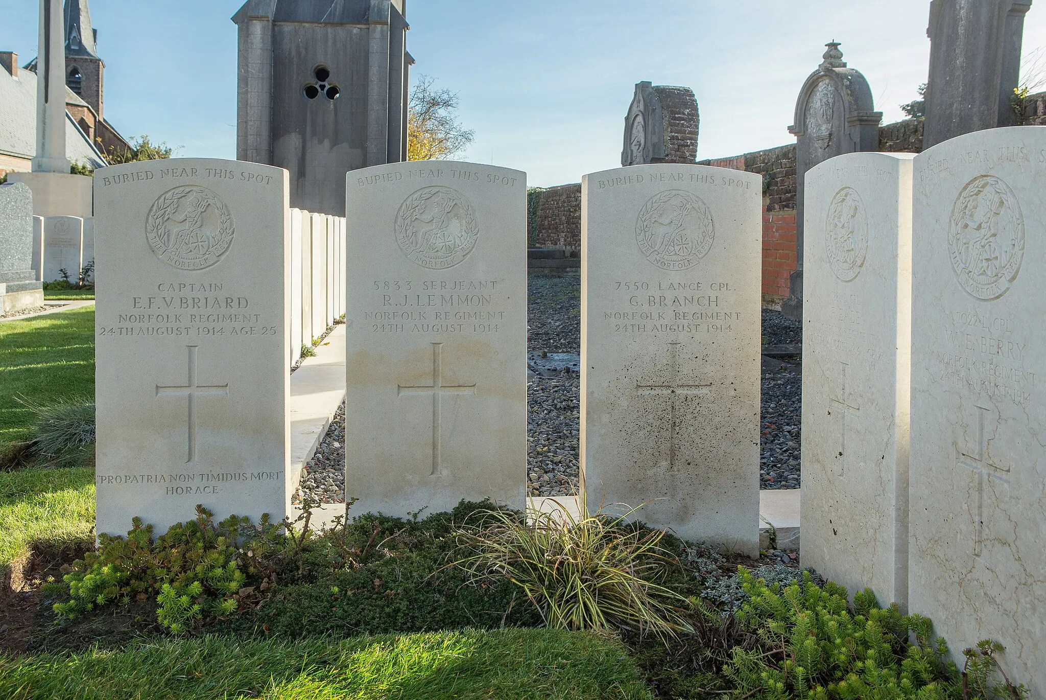 Photo showing: Elouges Communal Cemetery