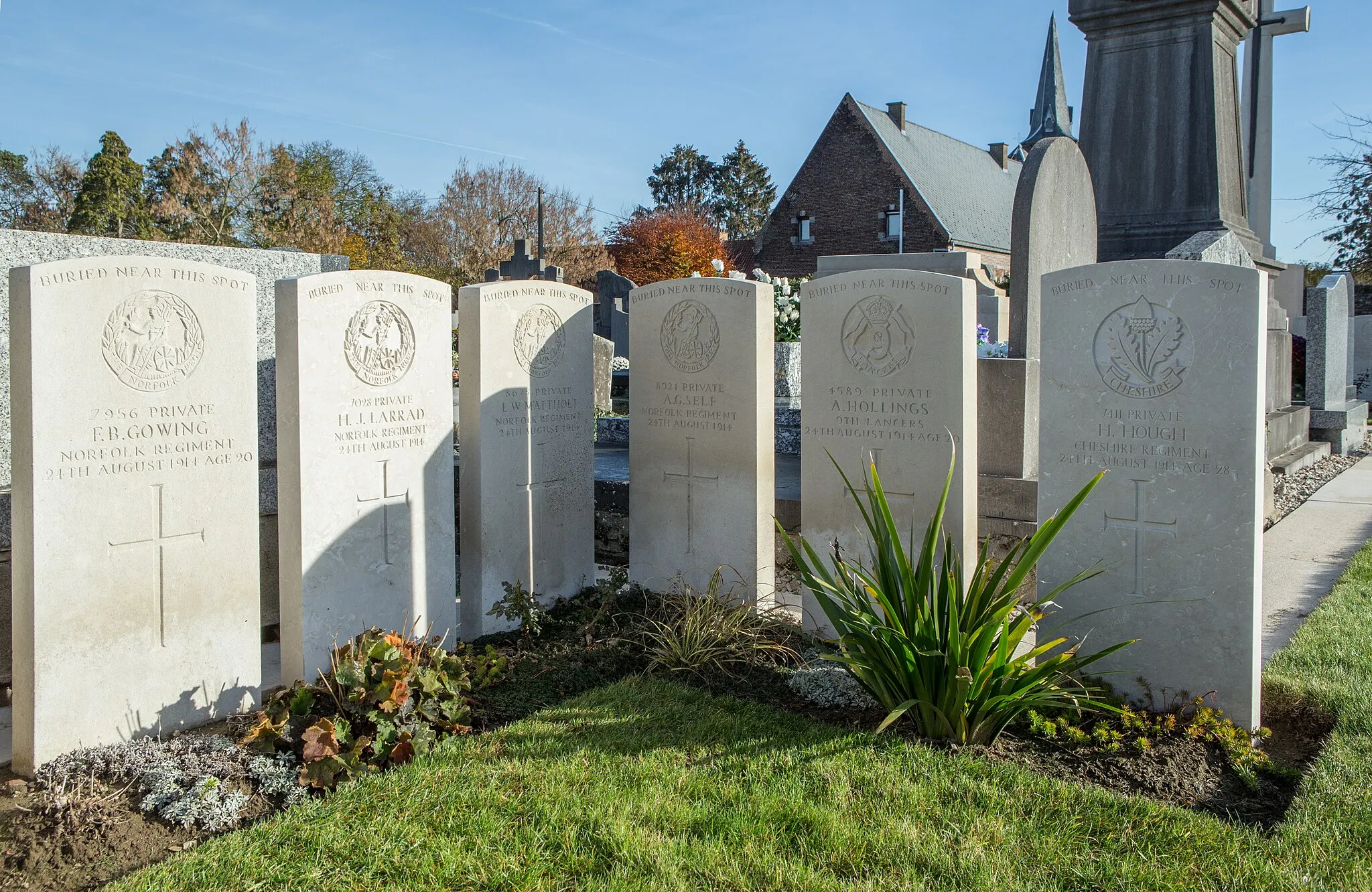 Photo showing: Elouges Communal Cemetery