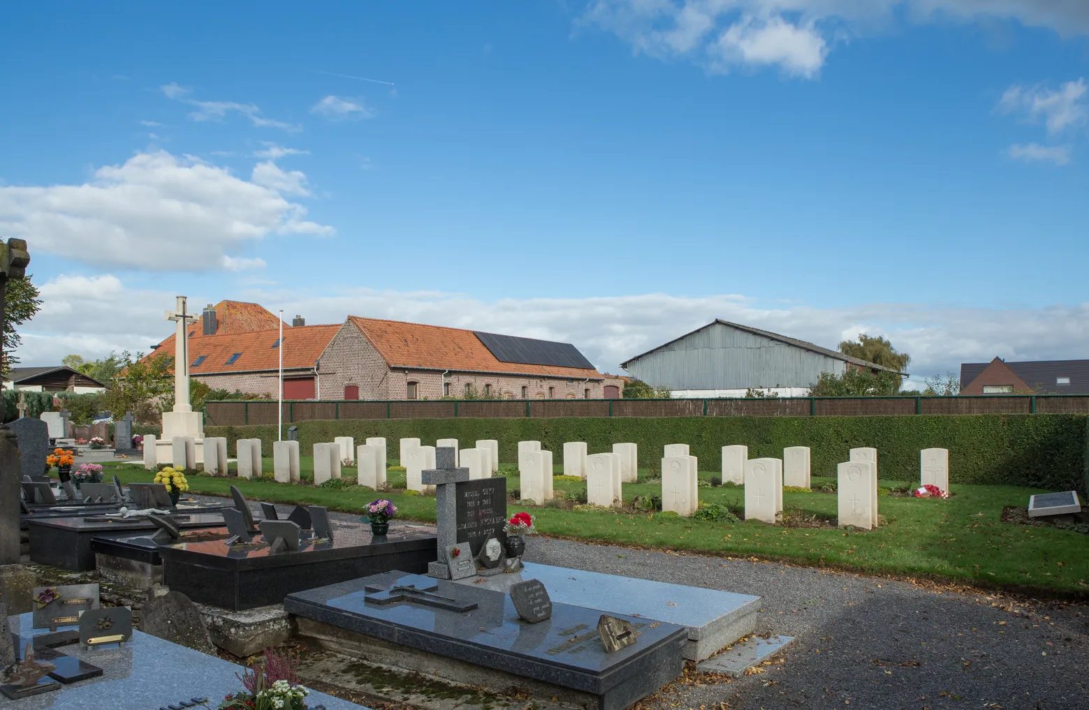 Photo showing: Bas-Warneton (Neerwaasten) Communal Cemetery
