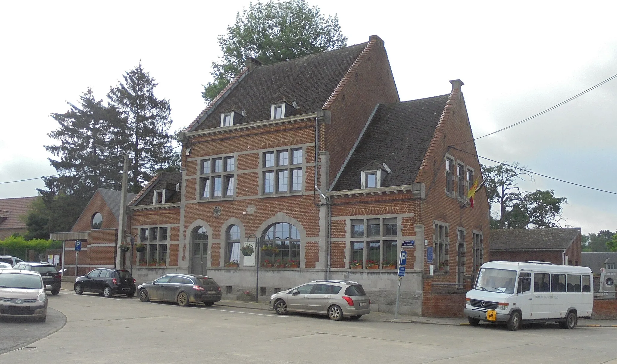 Photo showing: Gemeentehuis van Honnelles - rue Grande - Autreppe - Honnelles - Henegouwen - België