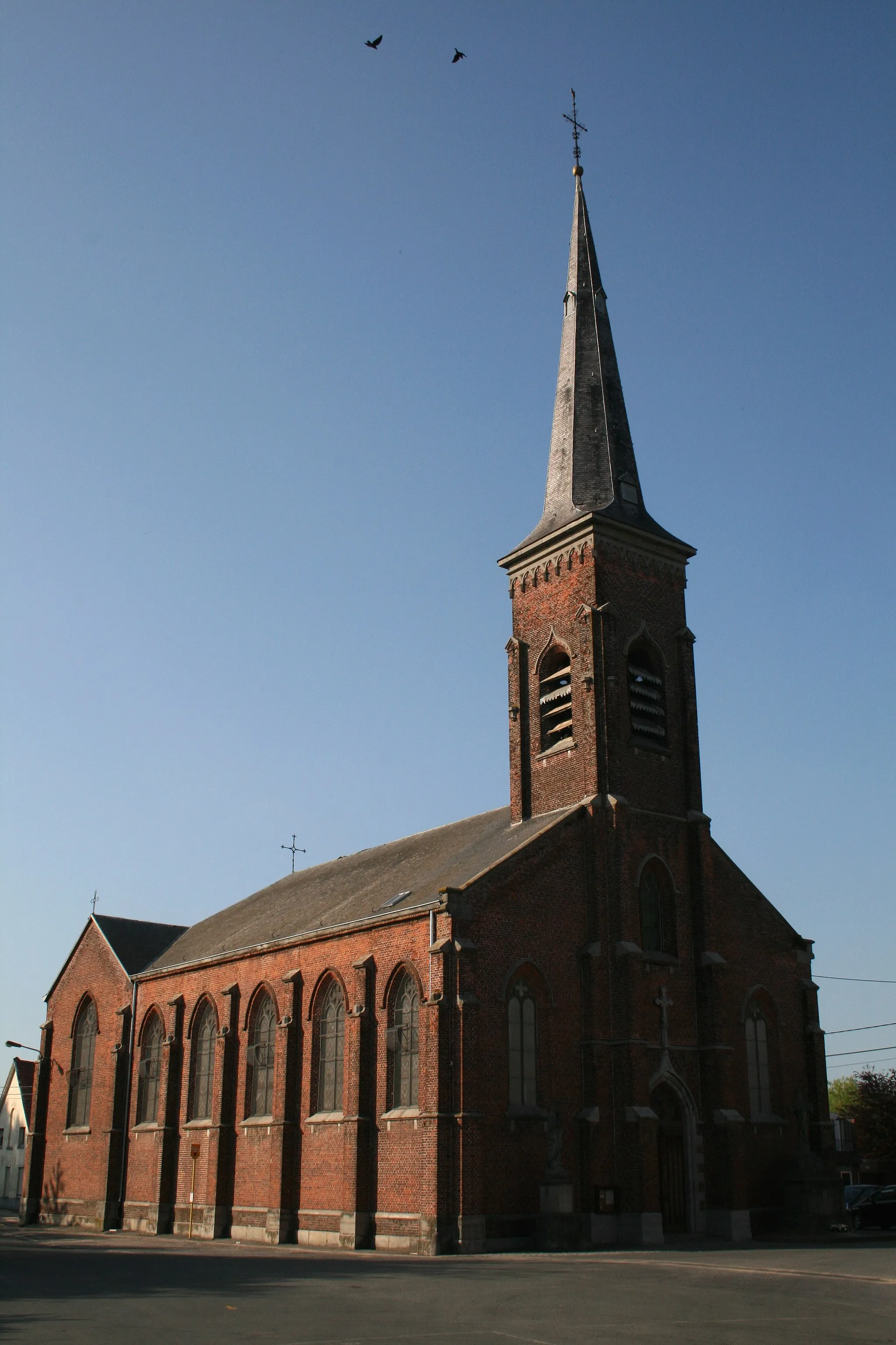 Photo showing: Molenbaix (Belgium), the Saint Ghislain church (1849).