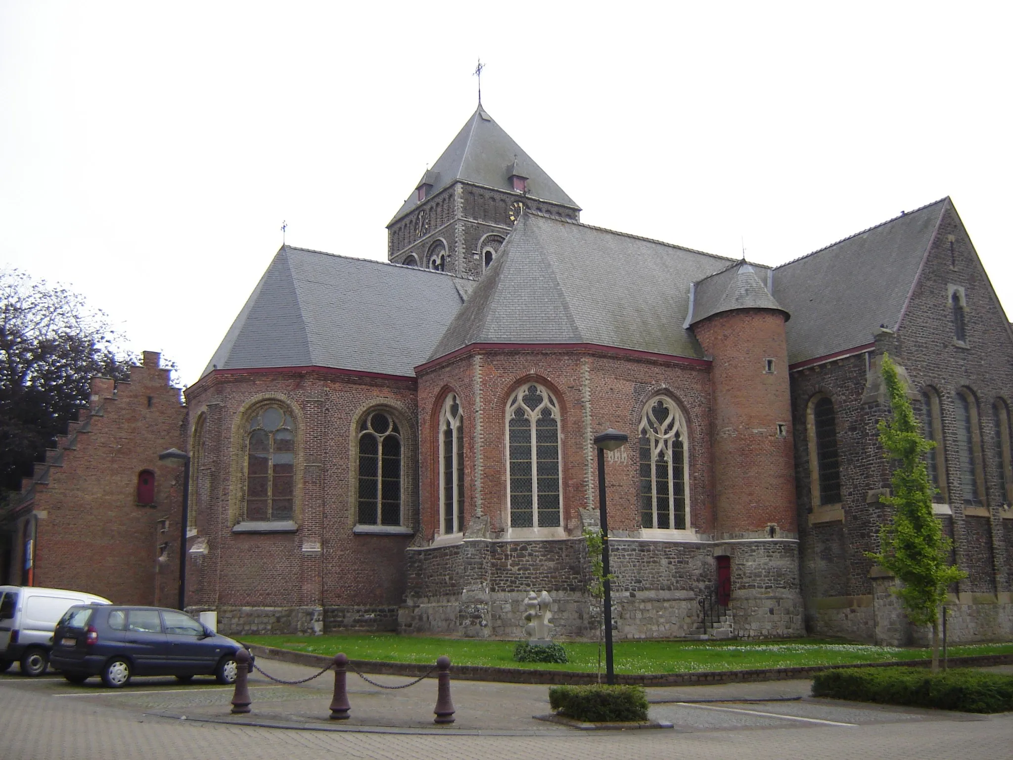 Photo showing: Church of Saint Dionysus in Geluwe, Wervik, West-Flanders, Belgium