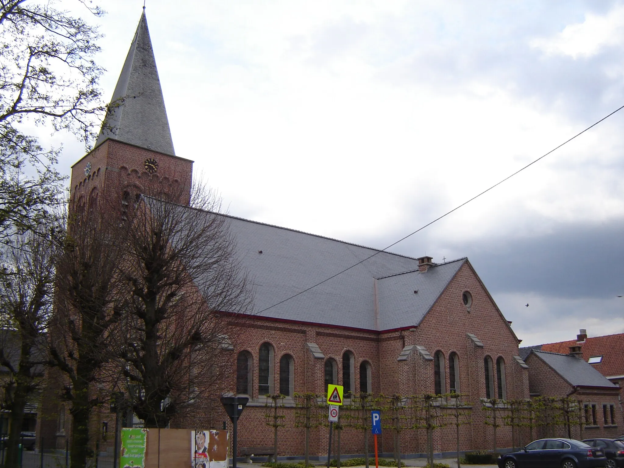 Photo showing: Church of Saint Teresa in Slypskapelle. Slypskapelle, Moorslede, West Flanders, Belgium