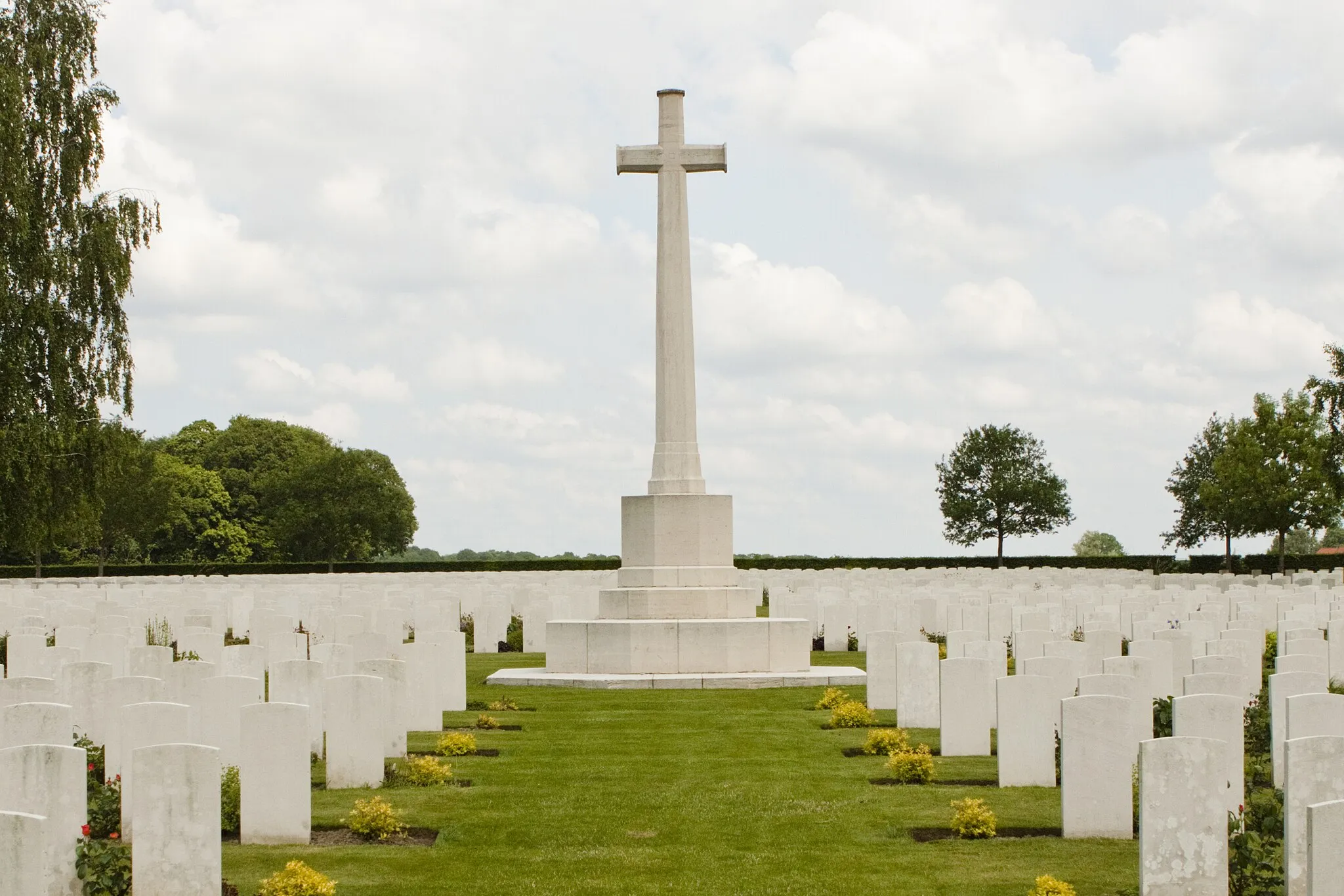 Photo showing: Dozinghem Miitary Cemetery