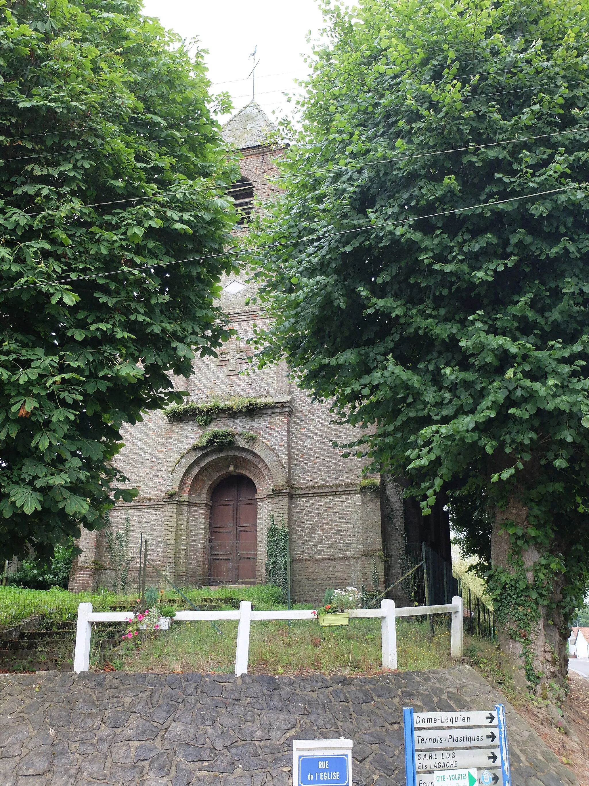 Photo showing: Vue de l'église Saint-Firmin de Vacqueriette-Erquières.