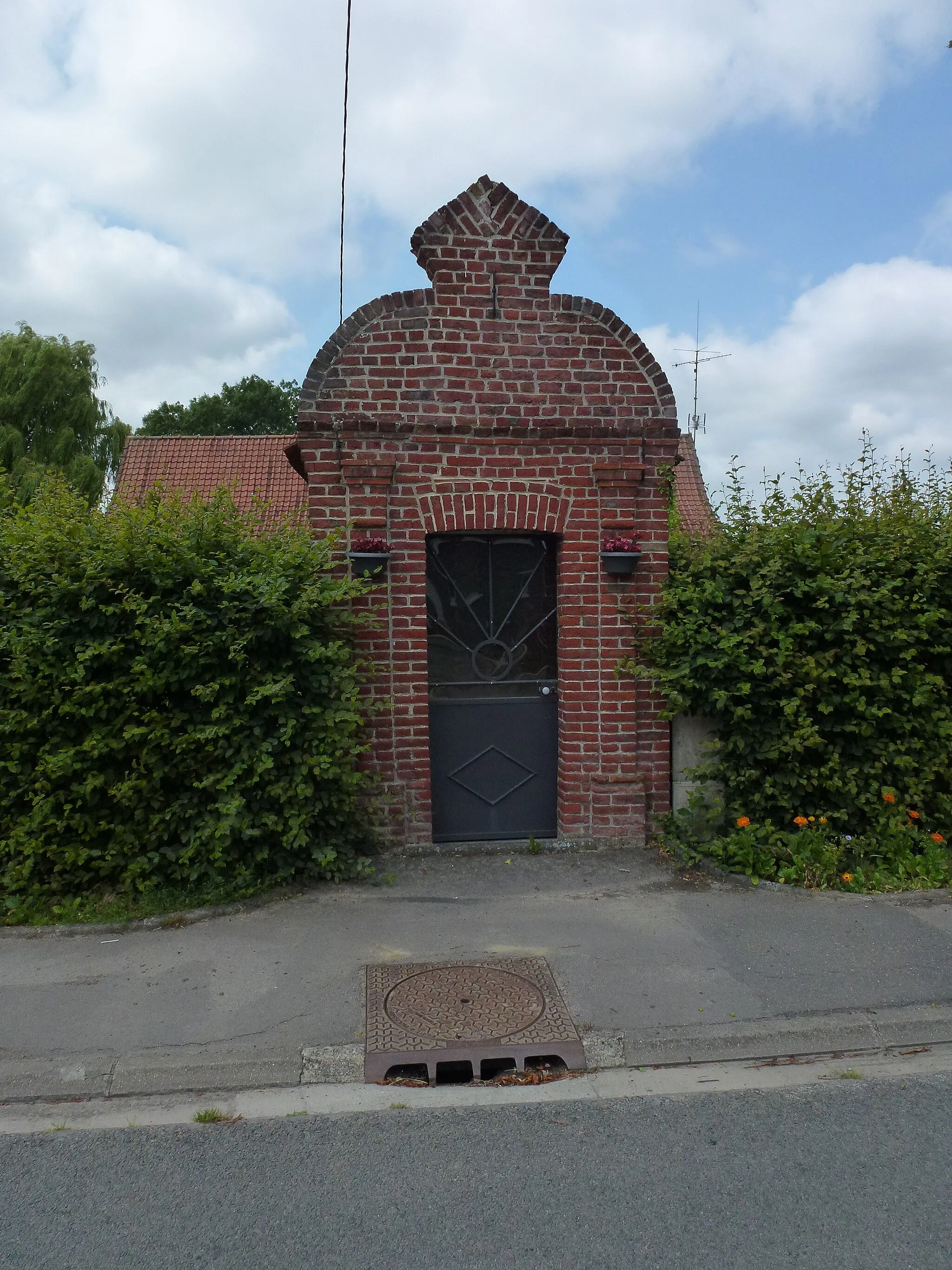 Photo showing: Guarbecque (Pas-de-Calais) chapelle Sainte Thérèse