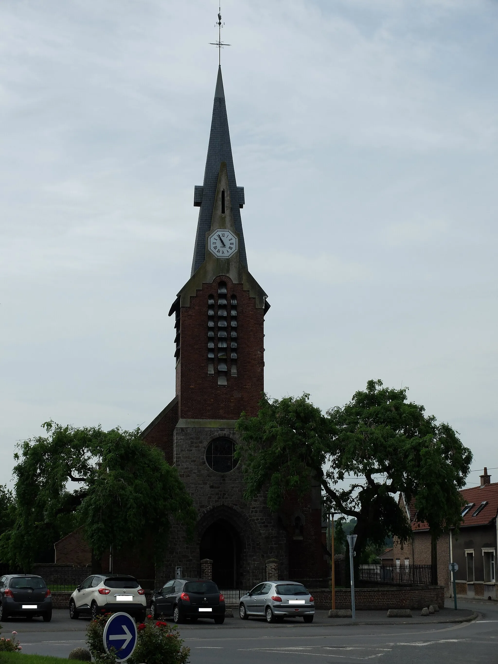 Photo showing: Vue de l'église d'Hamblain-les-Prés.