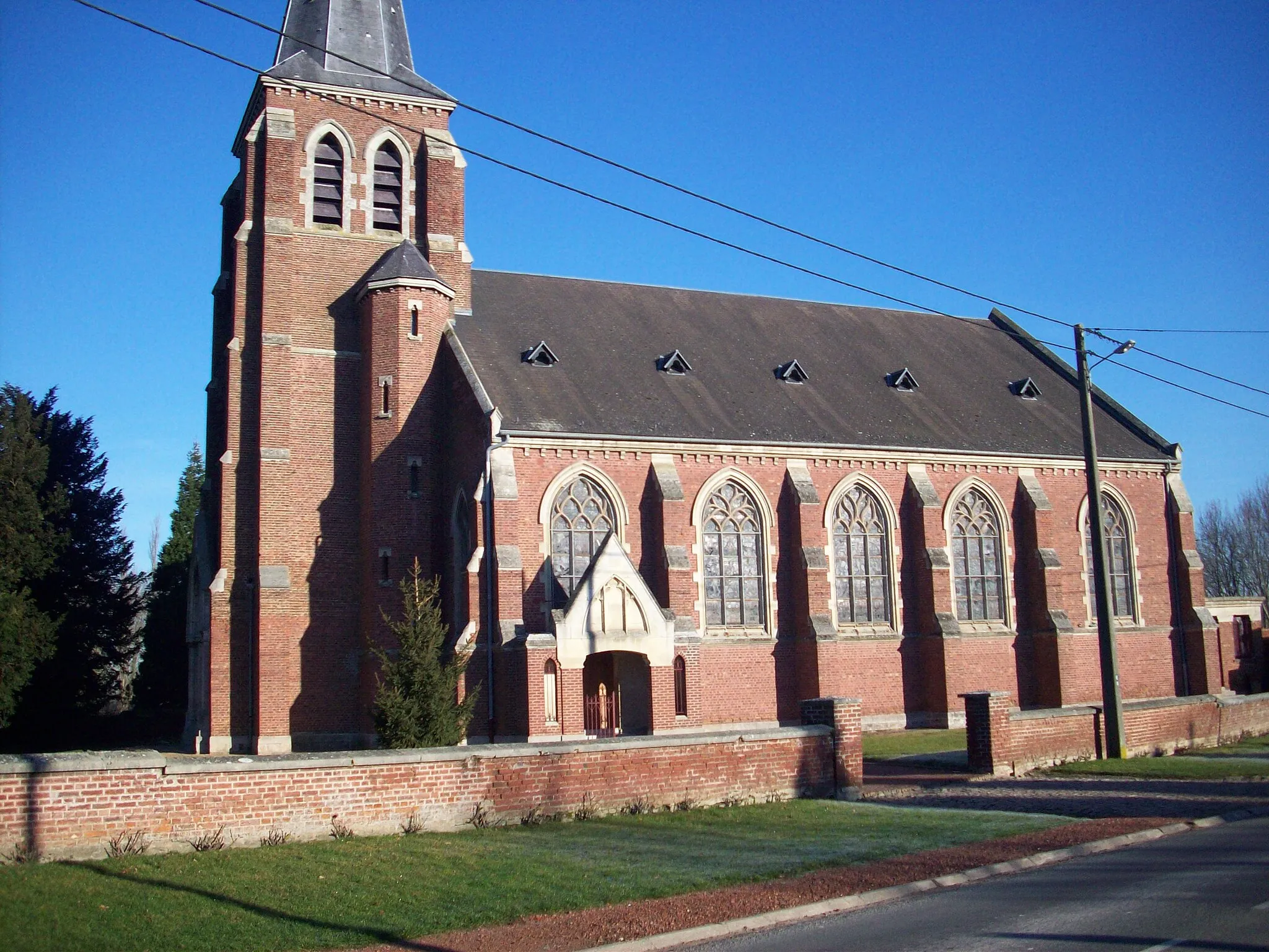 Photo showing: Photo de la façade de l'église Saint Martin d'Inchy-en-Artois