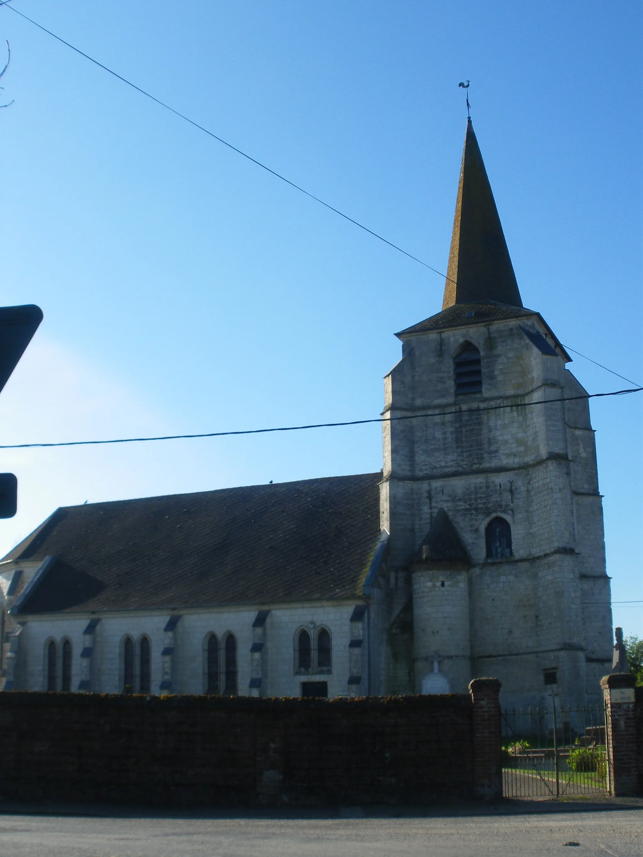 Photo showing: Vue de l'église Saint-Nicolas de Gaudiempré.