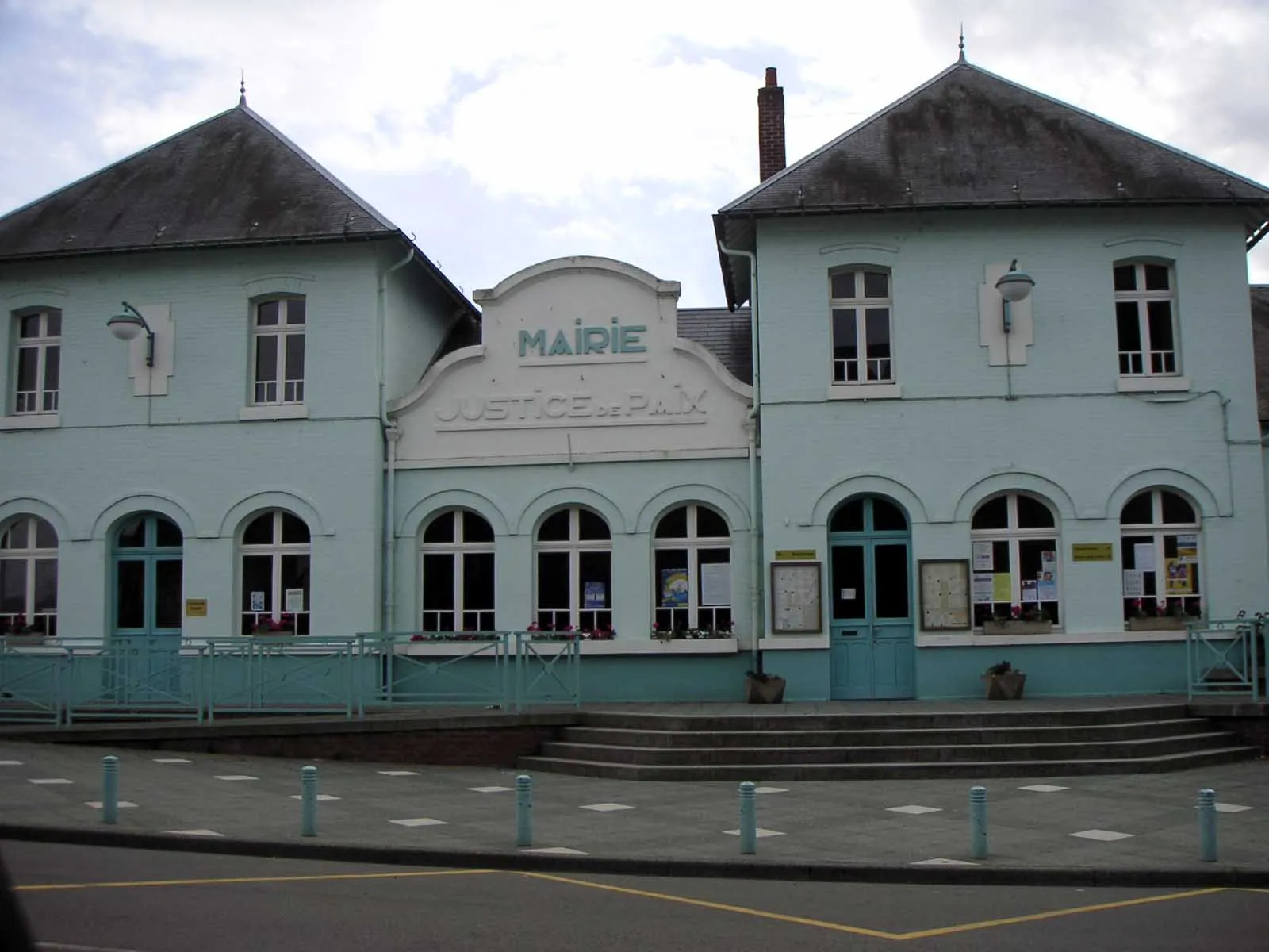 Photo showing: Façade de la Mairie de Marquion (Pas-de-Calais) Padawane