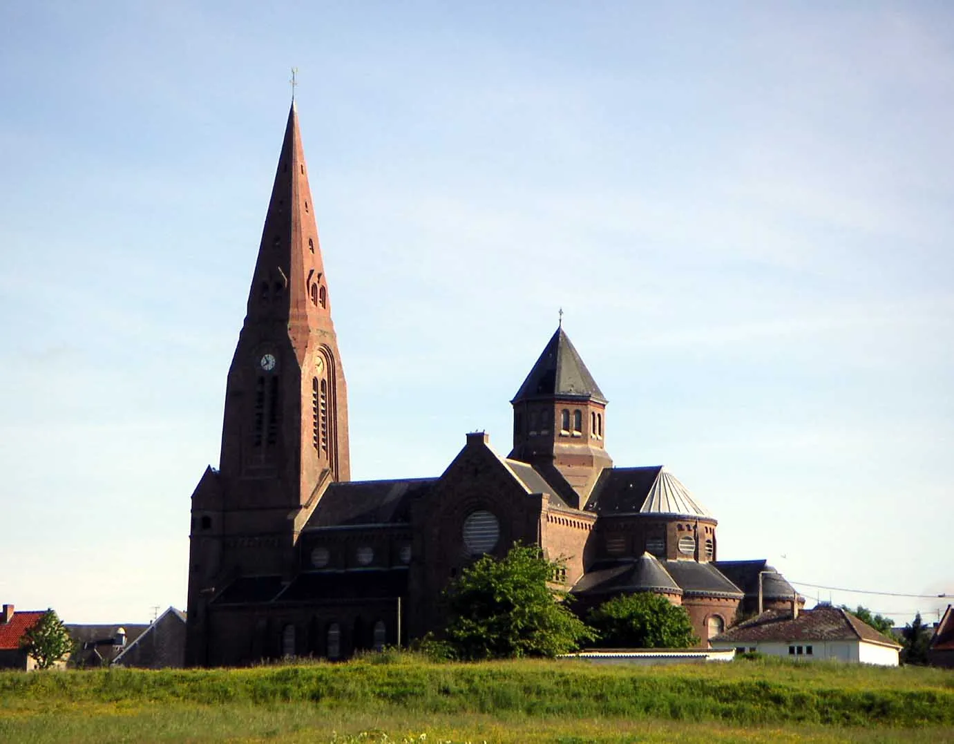 Photo showing: Vue de l'église de Oisy-le-Verger (Pas-de-Calais). Photo prise par Padawane