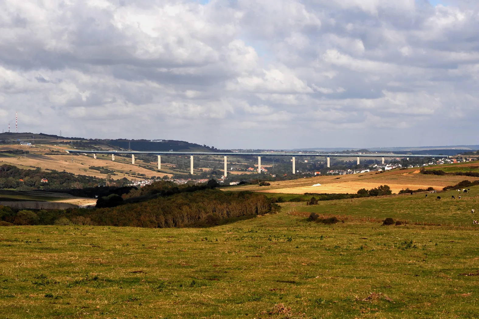 Photo showing: Viaduc d'Echinghen, highway bridge south-eastern of Boulogne-sur-Mer; Pas-de-Calais, France.