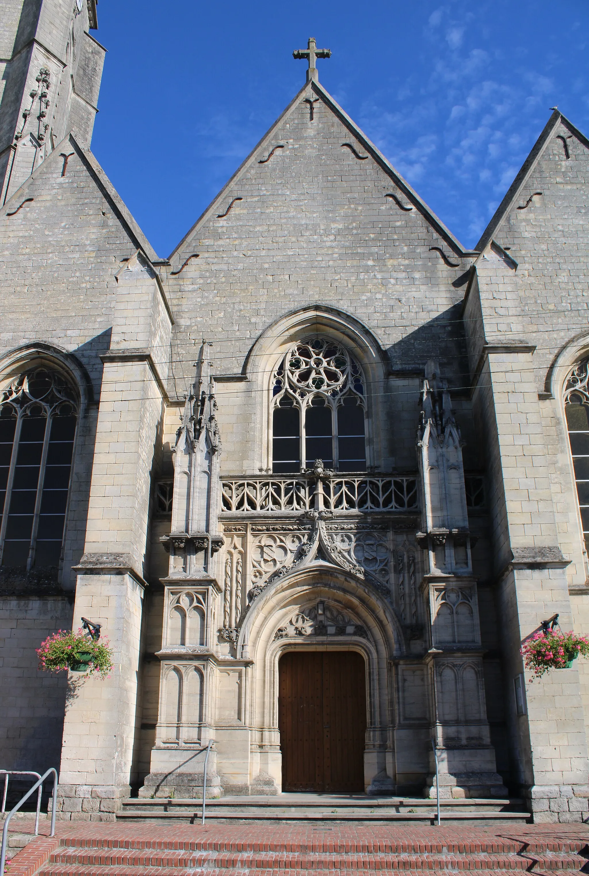 Photo showing: L'église Saint-Martin