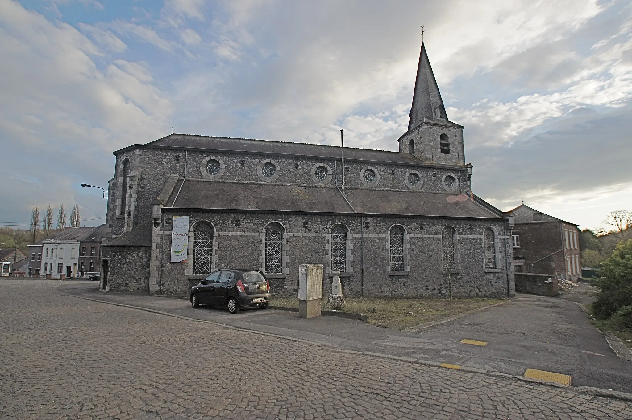 Photo showing: Labuissière, Belgium: Church