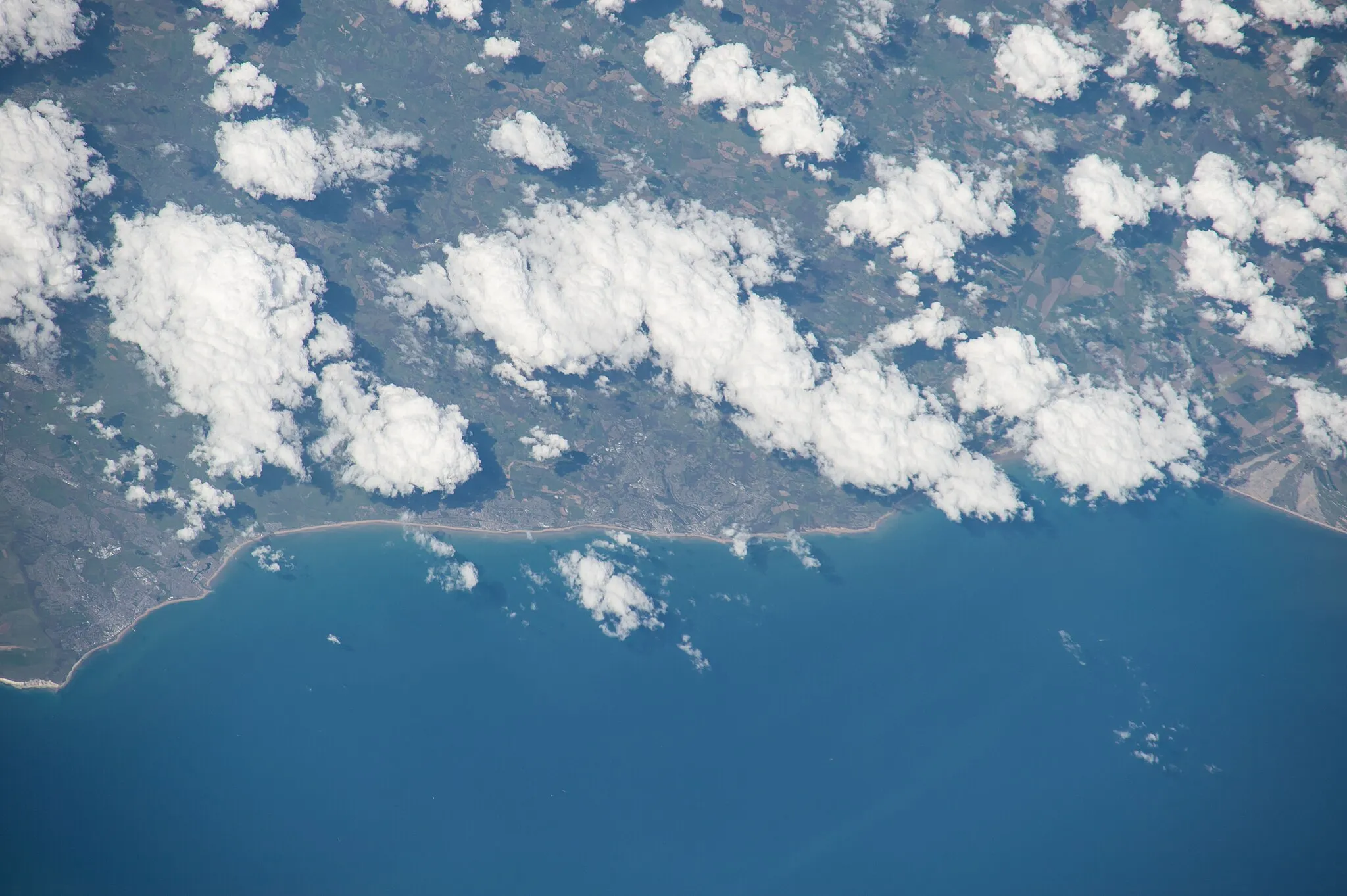 Photo showing: View of Earth taken during ISS Expedition 47.