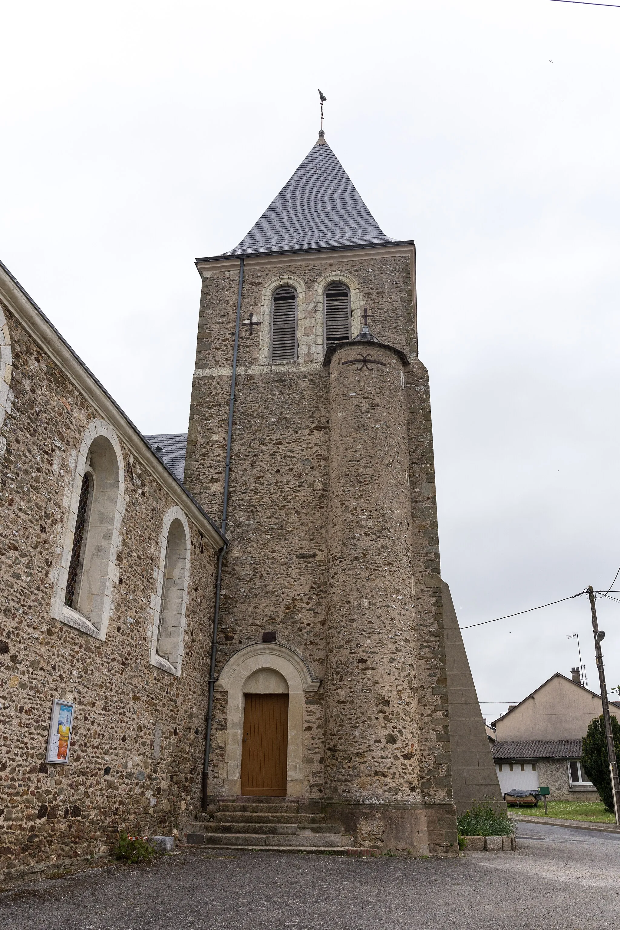 Photo showing: Église de Cosmes (Mayenne)