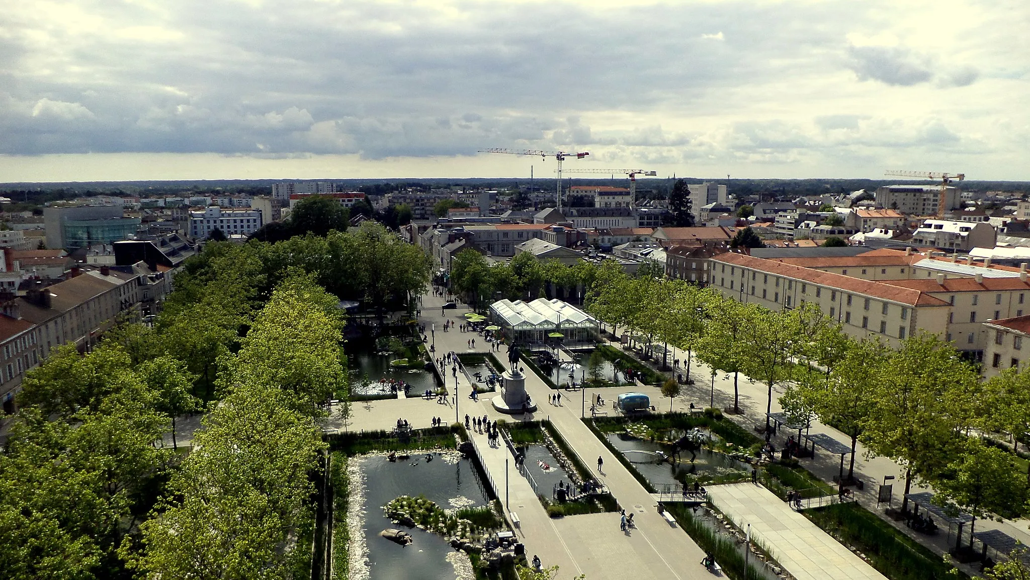 Photo showing: View of Napoleon square. La Roche-sur-Yon / Vendée / France.