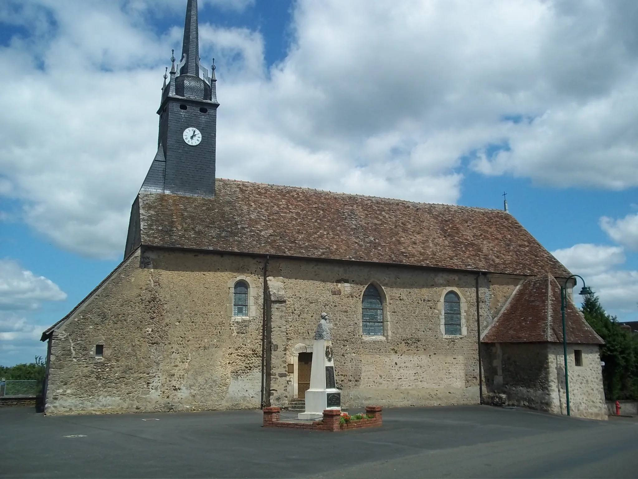 Photo showing: Bouër - Sarthe - l'Eglise