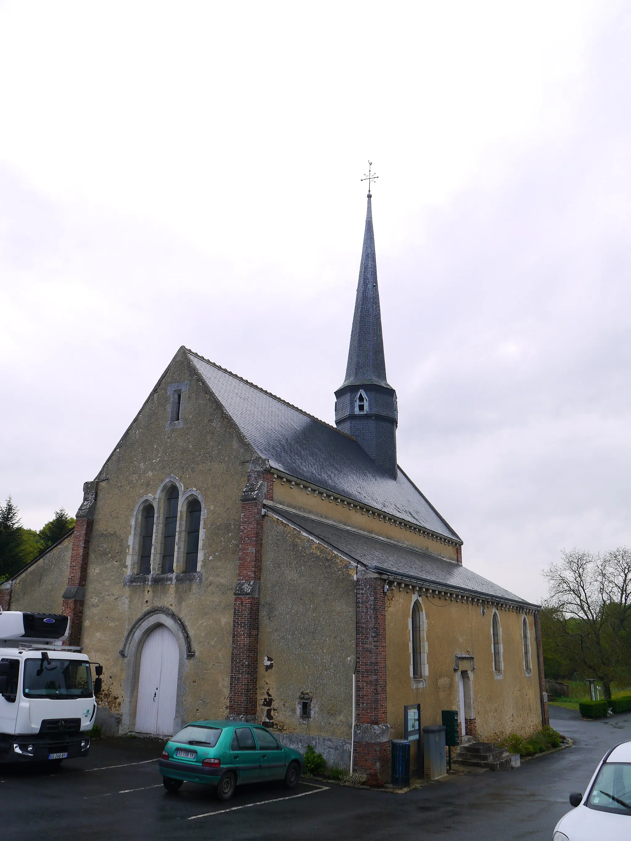 Photo showing: L'église Saint-Pierre.