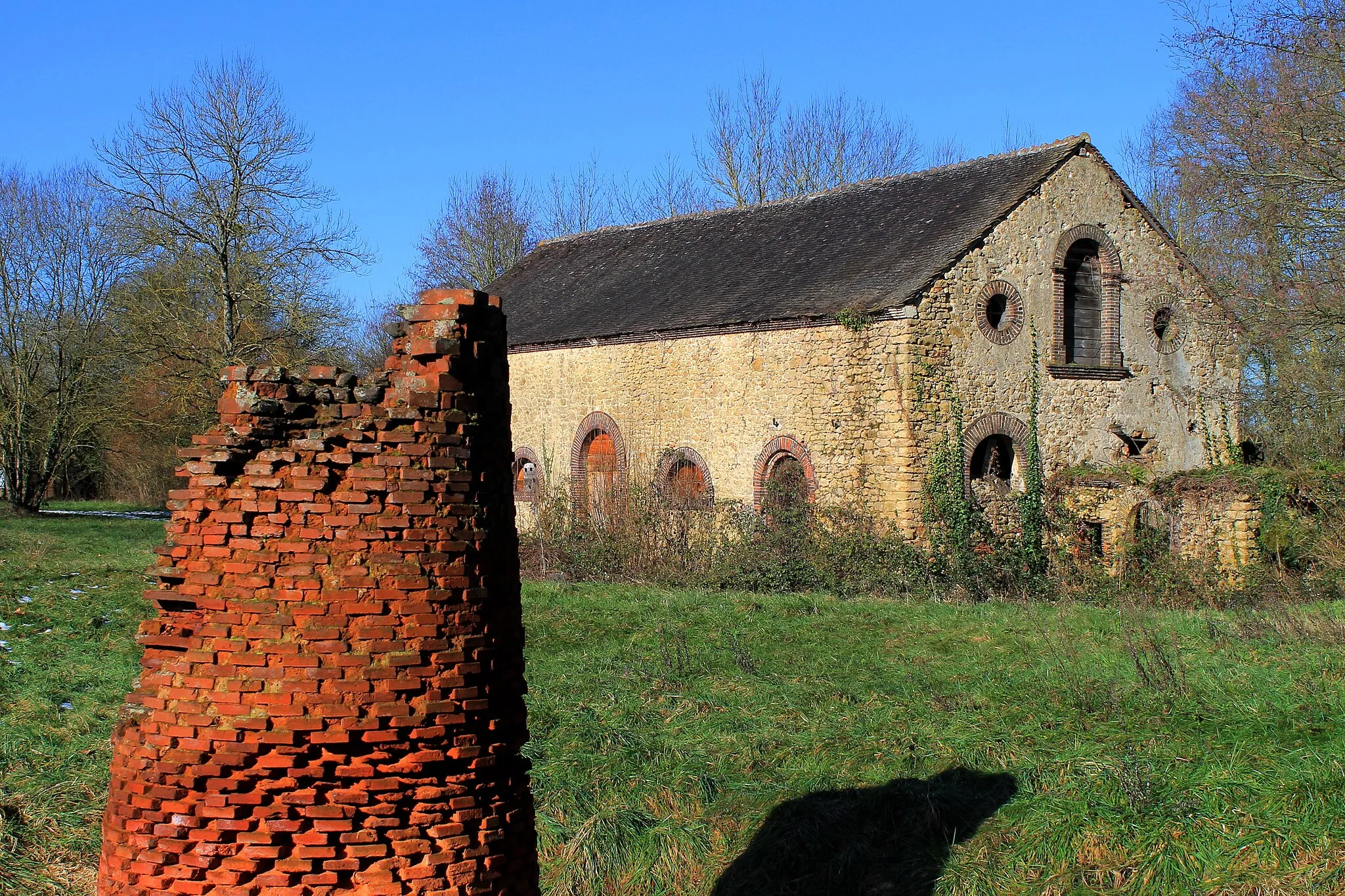 Photo showing: Le site des anciennes forges de Champrond