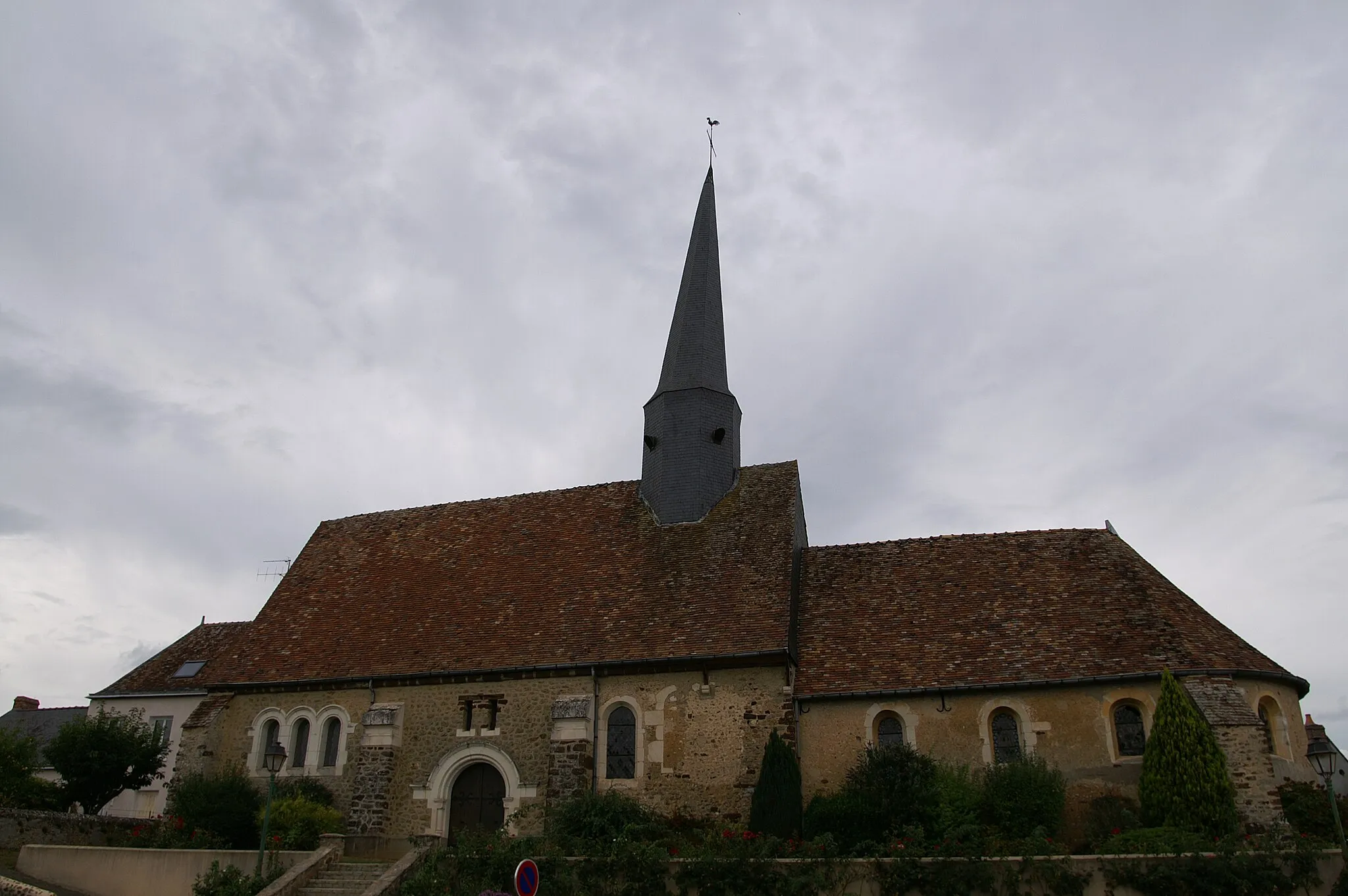 Photo showing: Église Saint-Jean de Marolles-lès-Saint-Calais.