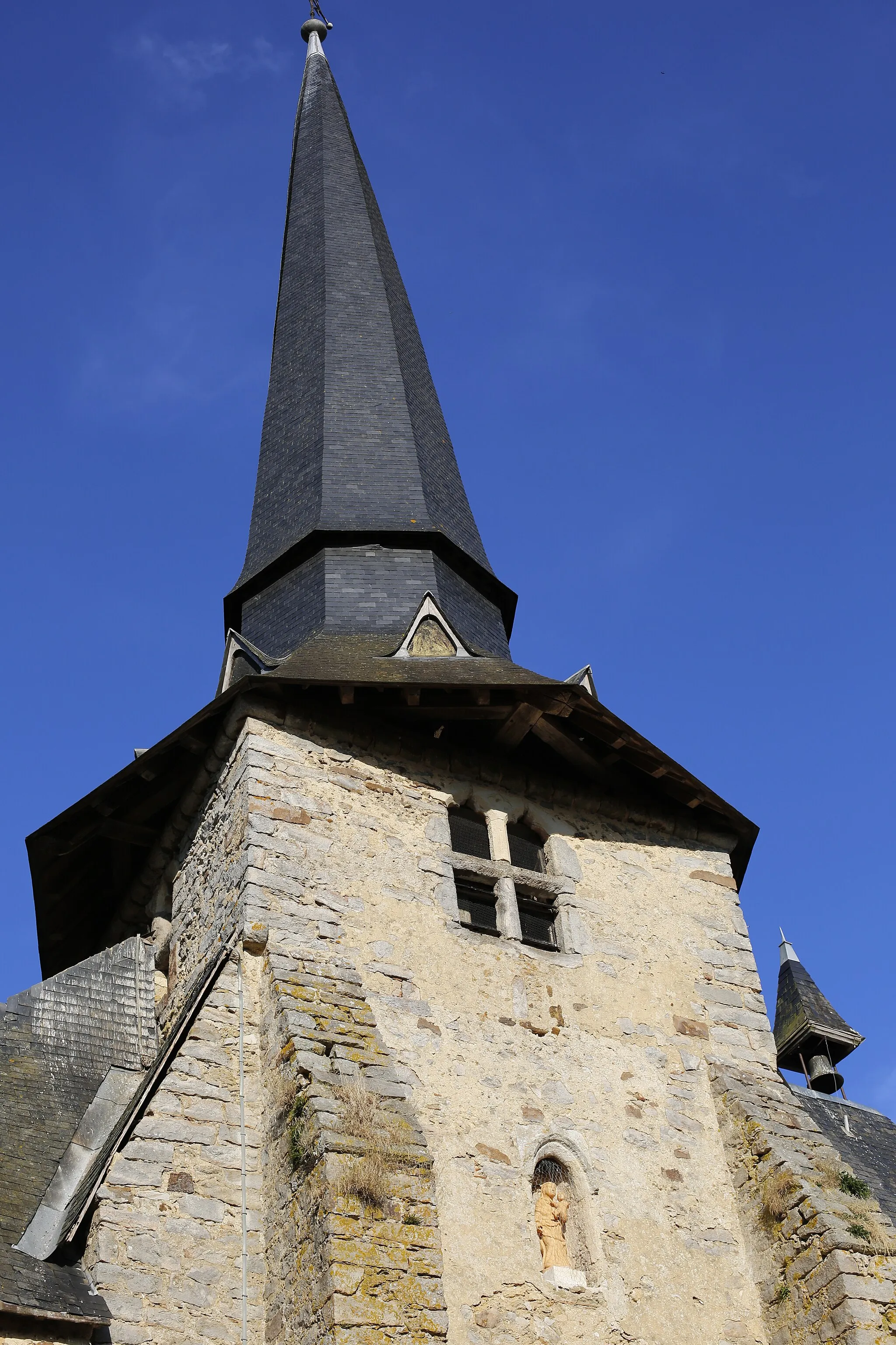 Photo showing: This building is indexed in the base Mérimée, a database of architectural heritage maintained by the French Ministry of Culture, under the reference PA00109978 .