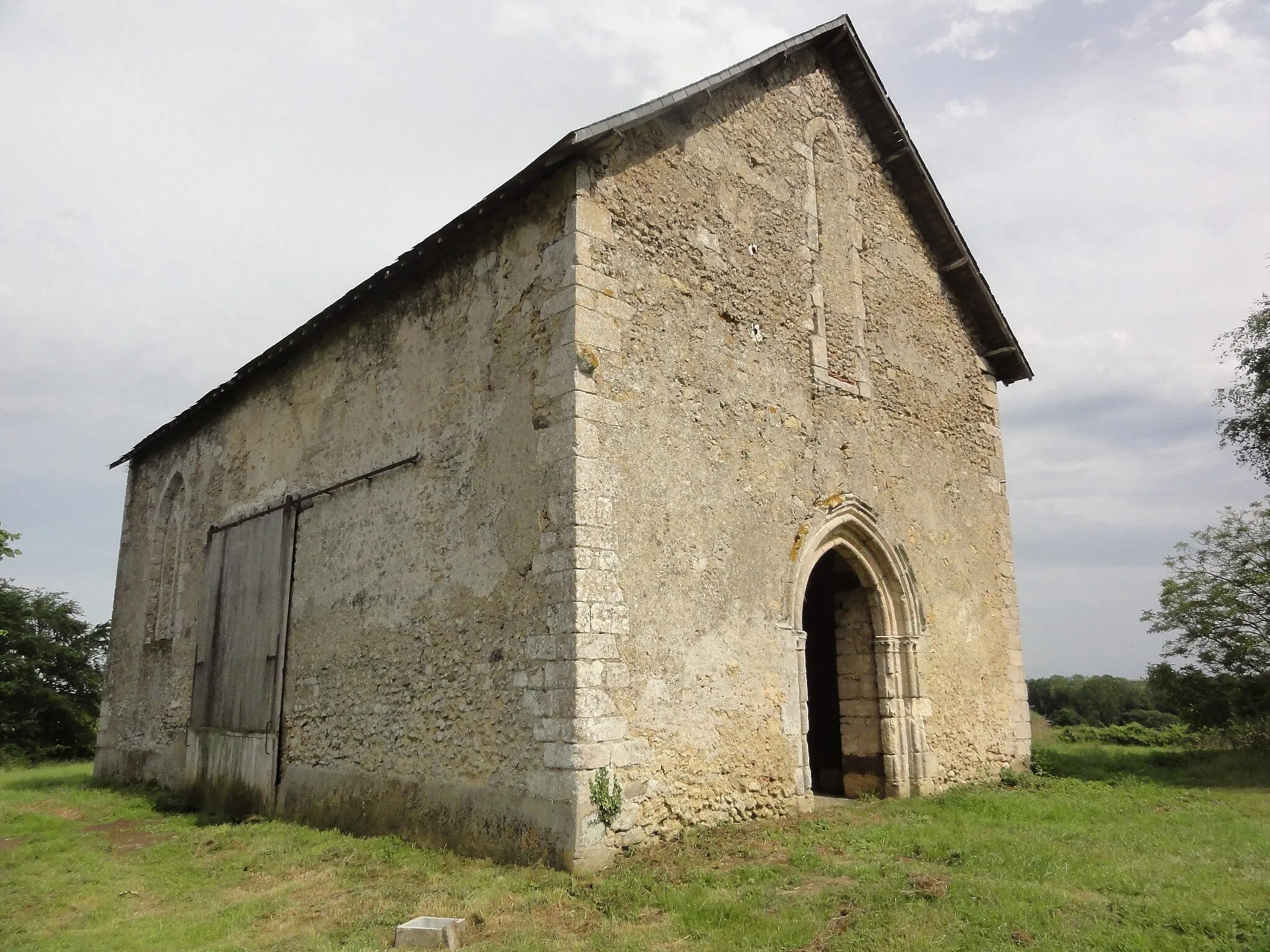 Photo showing: This building is inscrit au titre des monuments historiques de la France. It is indexed in the base Mérimée, a database of architectural heritage maintained by the French Ministry of Culture, under the reference PA00109904 .