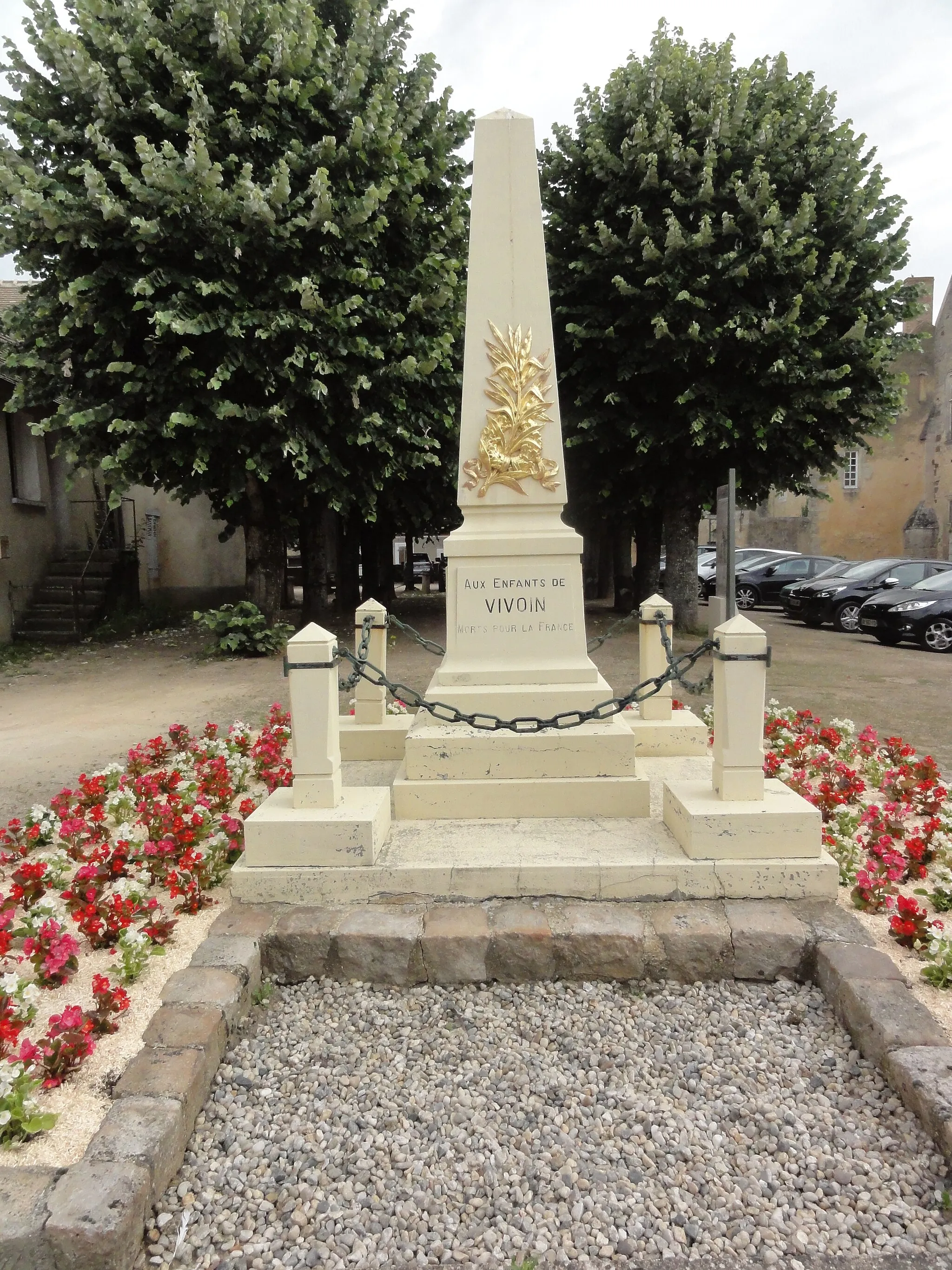 Photo showing: Vivoin (Sarthe) monument aux morts