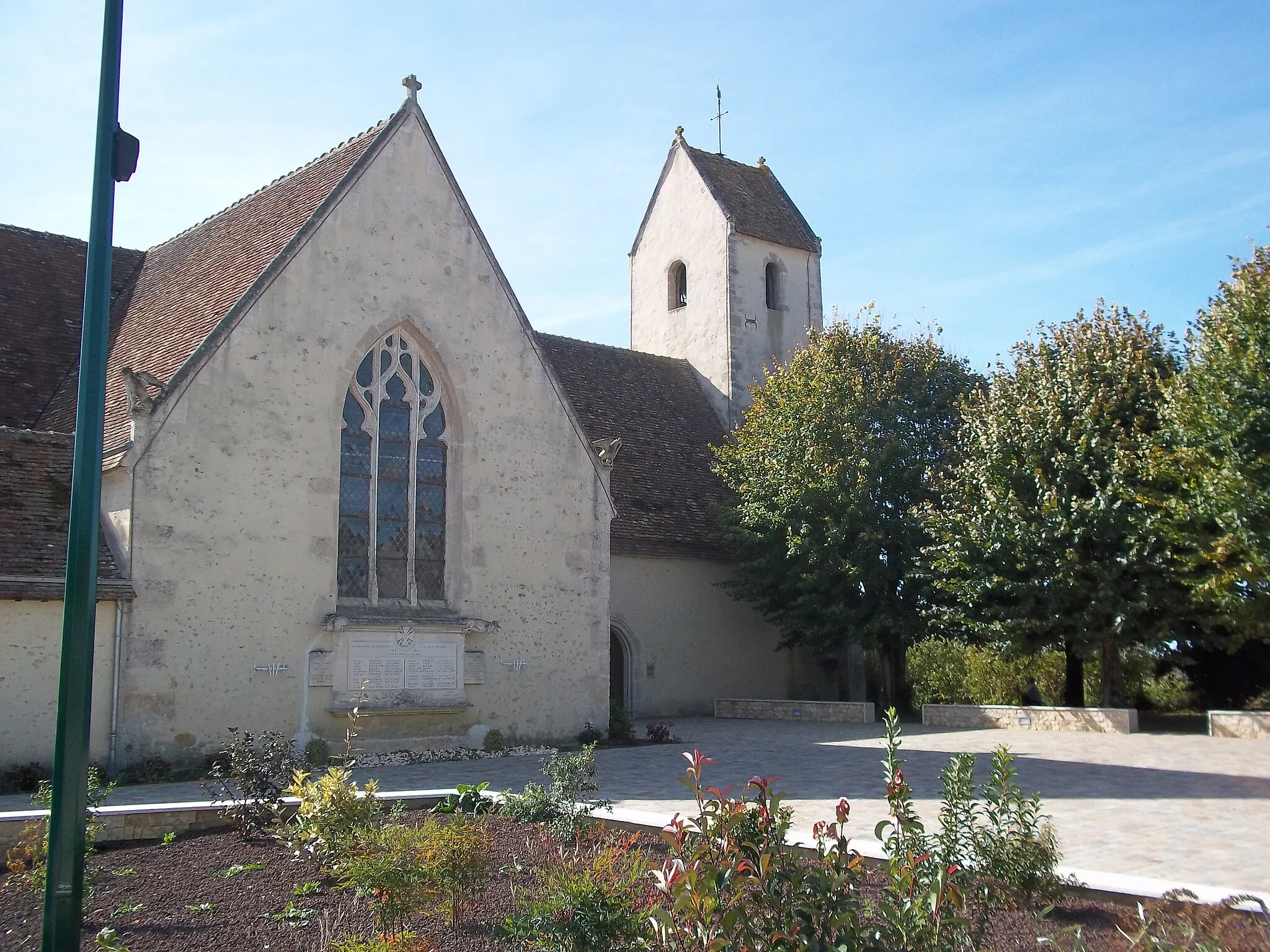 Photo showing: Eglise de la commune de Monhoudou - Sarthe - France