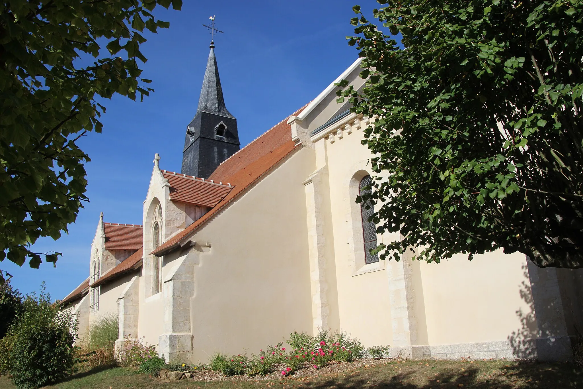 Photo showing: église Saint-Pierre de Saint-Pierre-des-Ormes