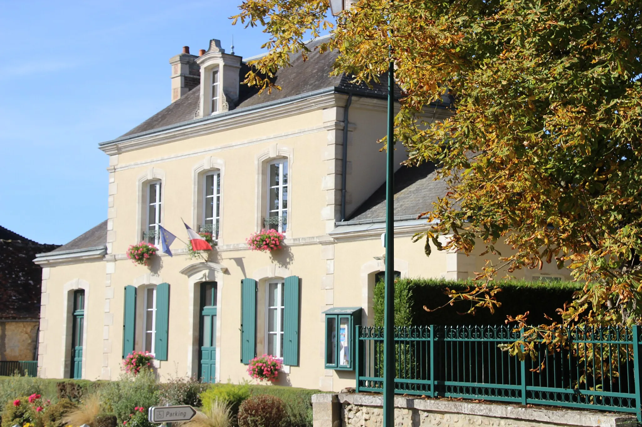 Photo showing: Mairie Saint-Pierre-des-Ormes - wiki takes le Saosnois