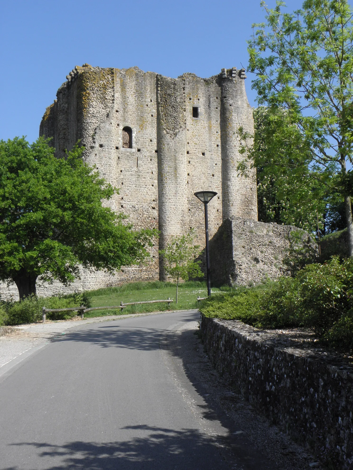 Photo showing: Château de Pouzauges (85).