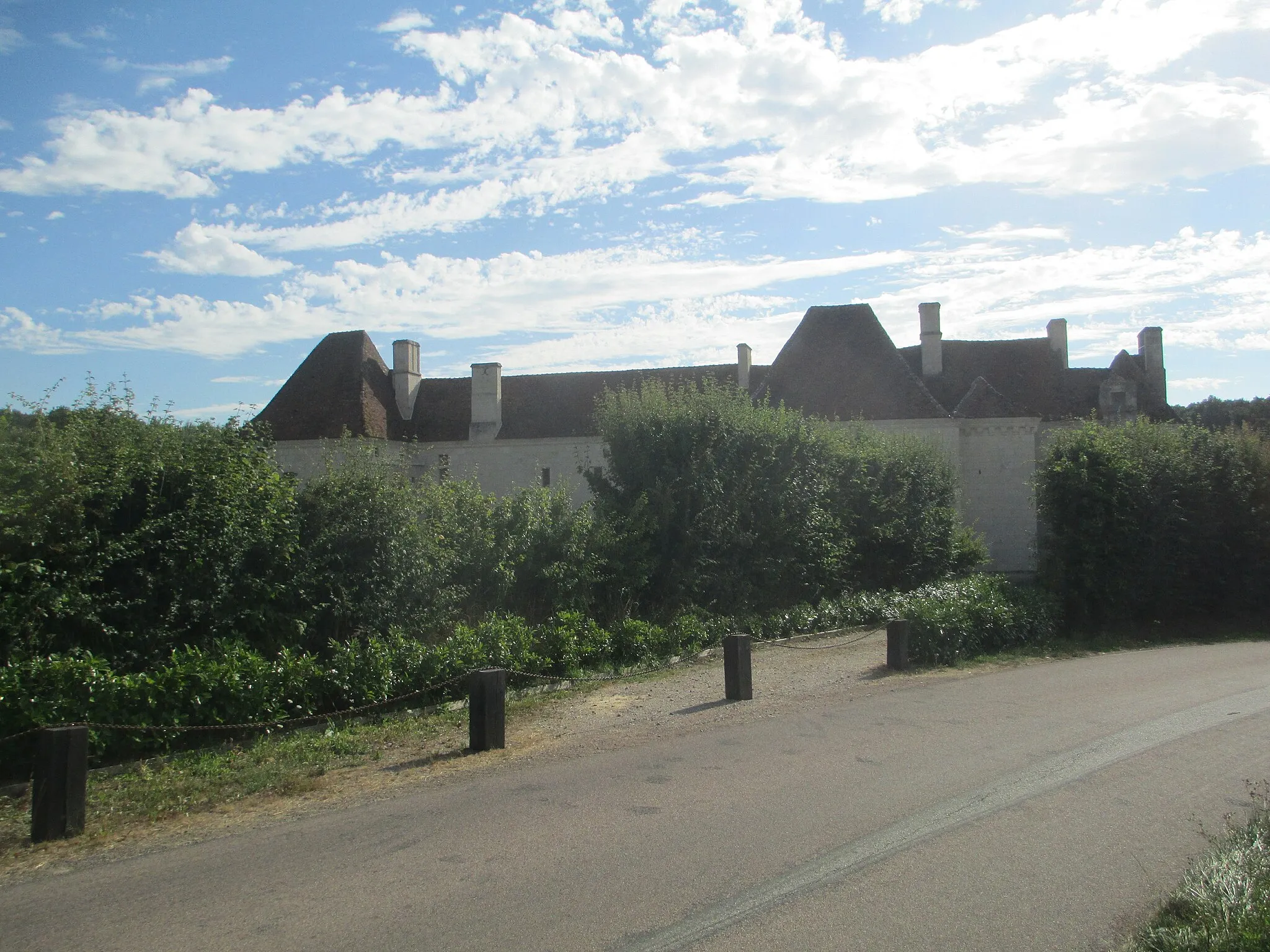 Photo showing: This building is classé au titre des monuments historiques de la France. It is indexed in the base Mérimée, a database of architectural heritage maintained by the French Ministry of Culture, under the reference PA00110927 .