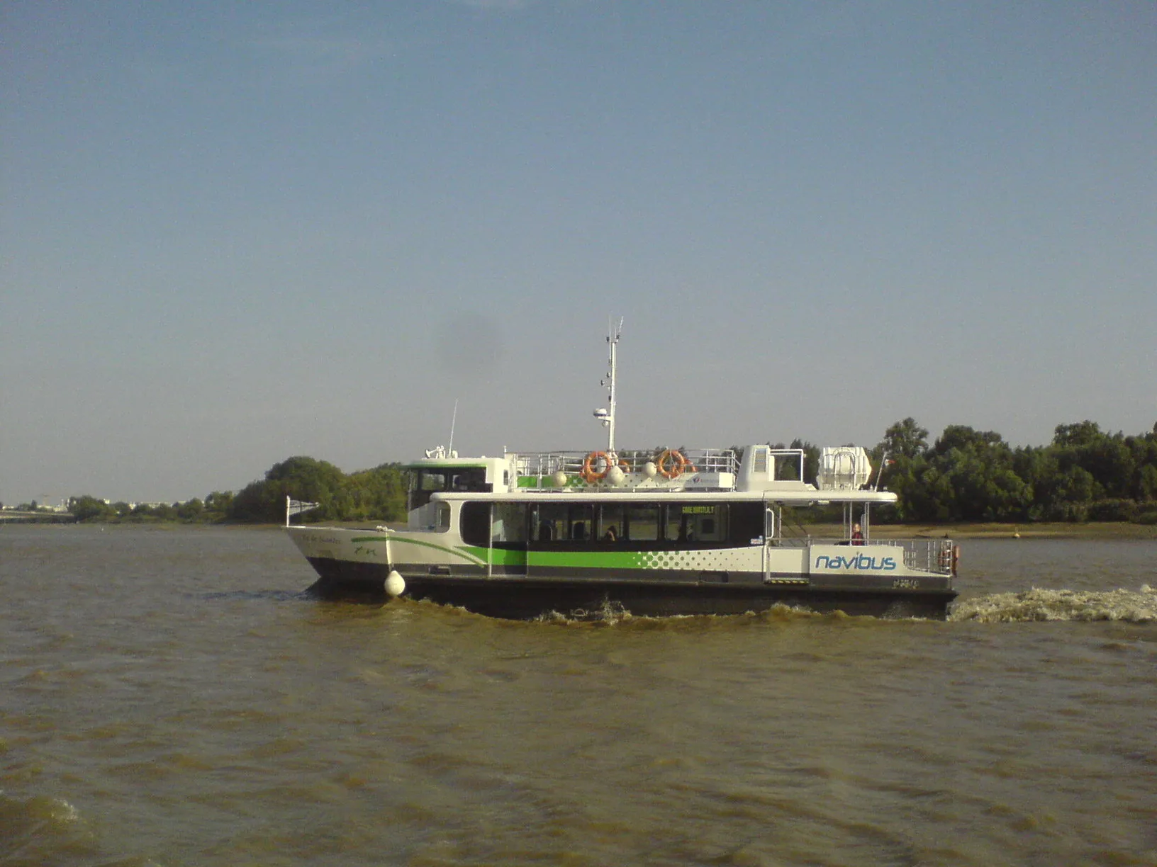 Photo showing: Navibus Île de Nantes