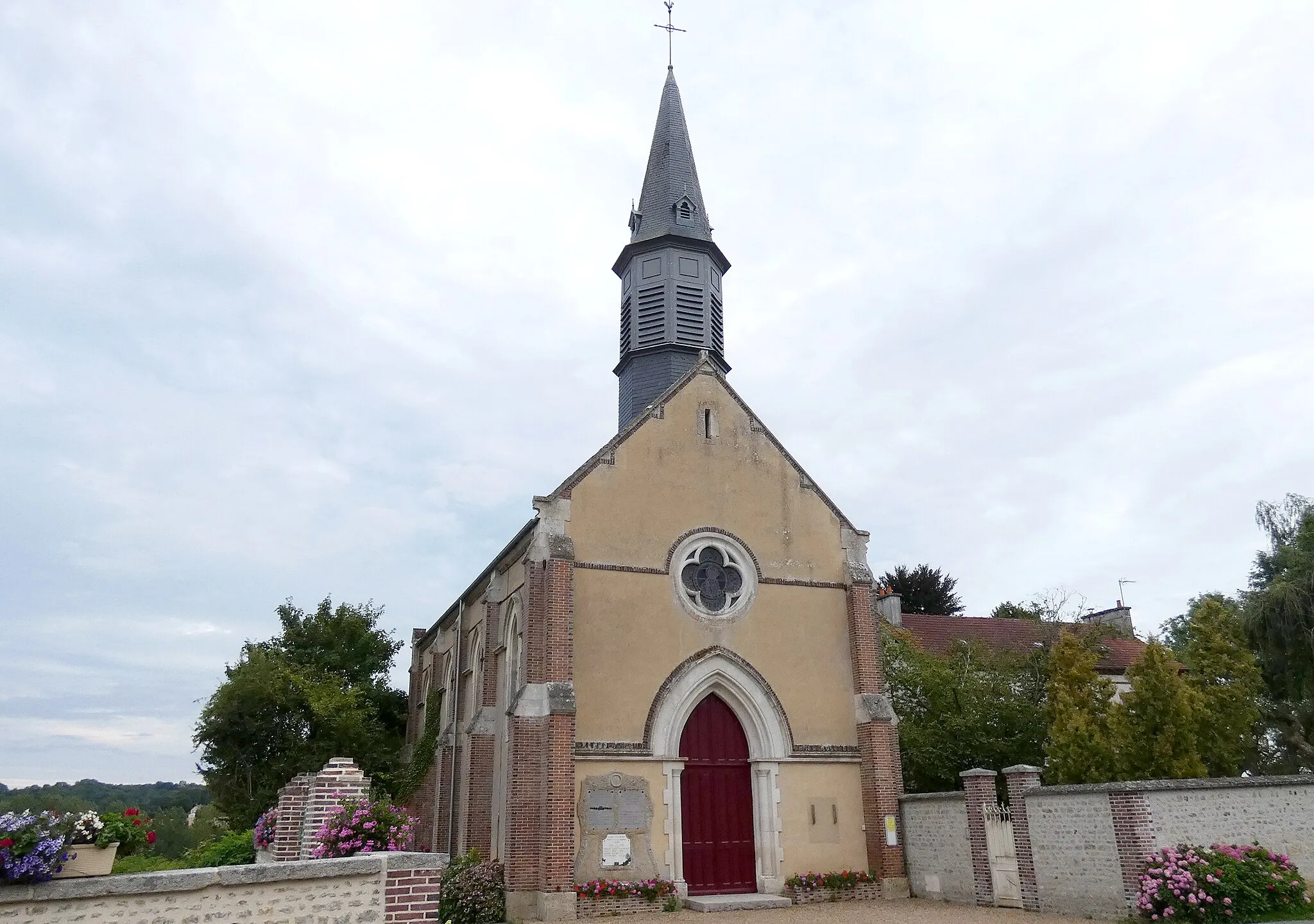 Photo showing: Saint-Agnan-sur-Sarthe (Normandie, France). L'église Saint-Agnan.