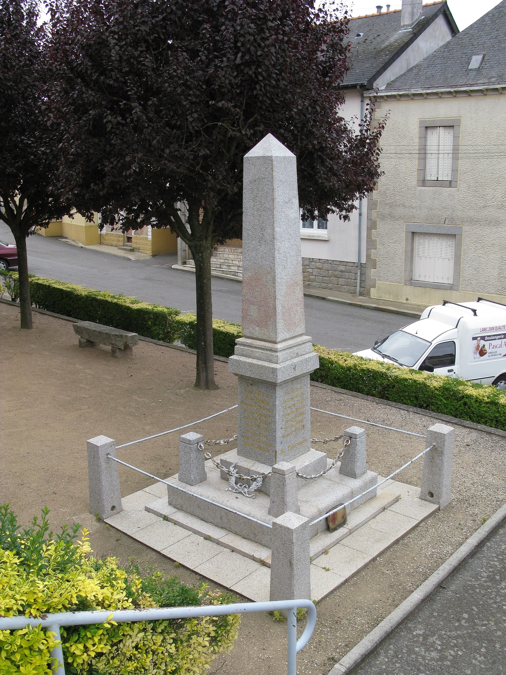 Photo showing: Monument aux morts de Brielles