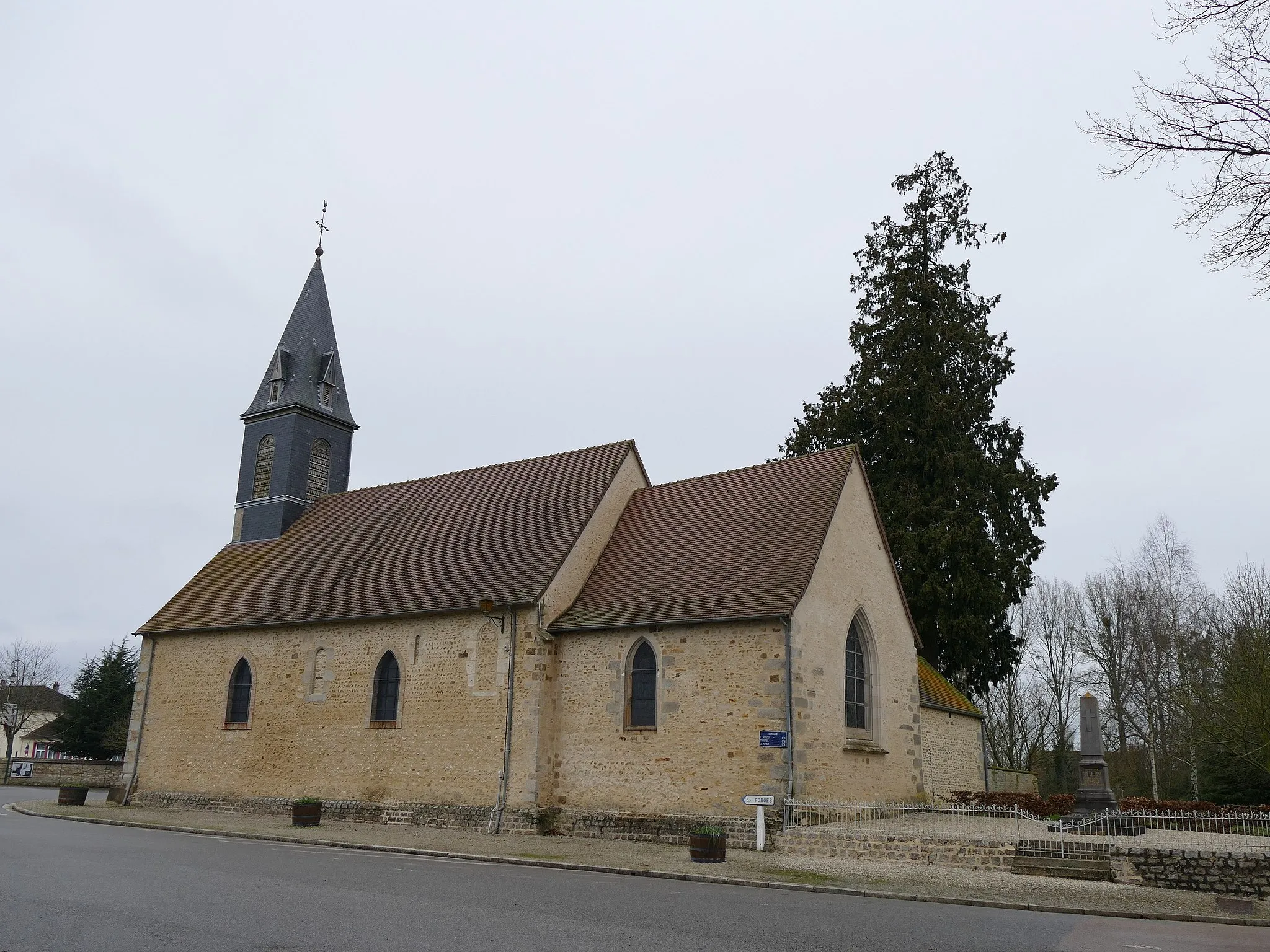 Photo showing: Saint-Hilaire's church in Semallé (Orne, Normandie, France).