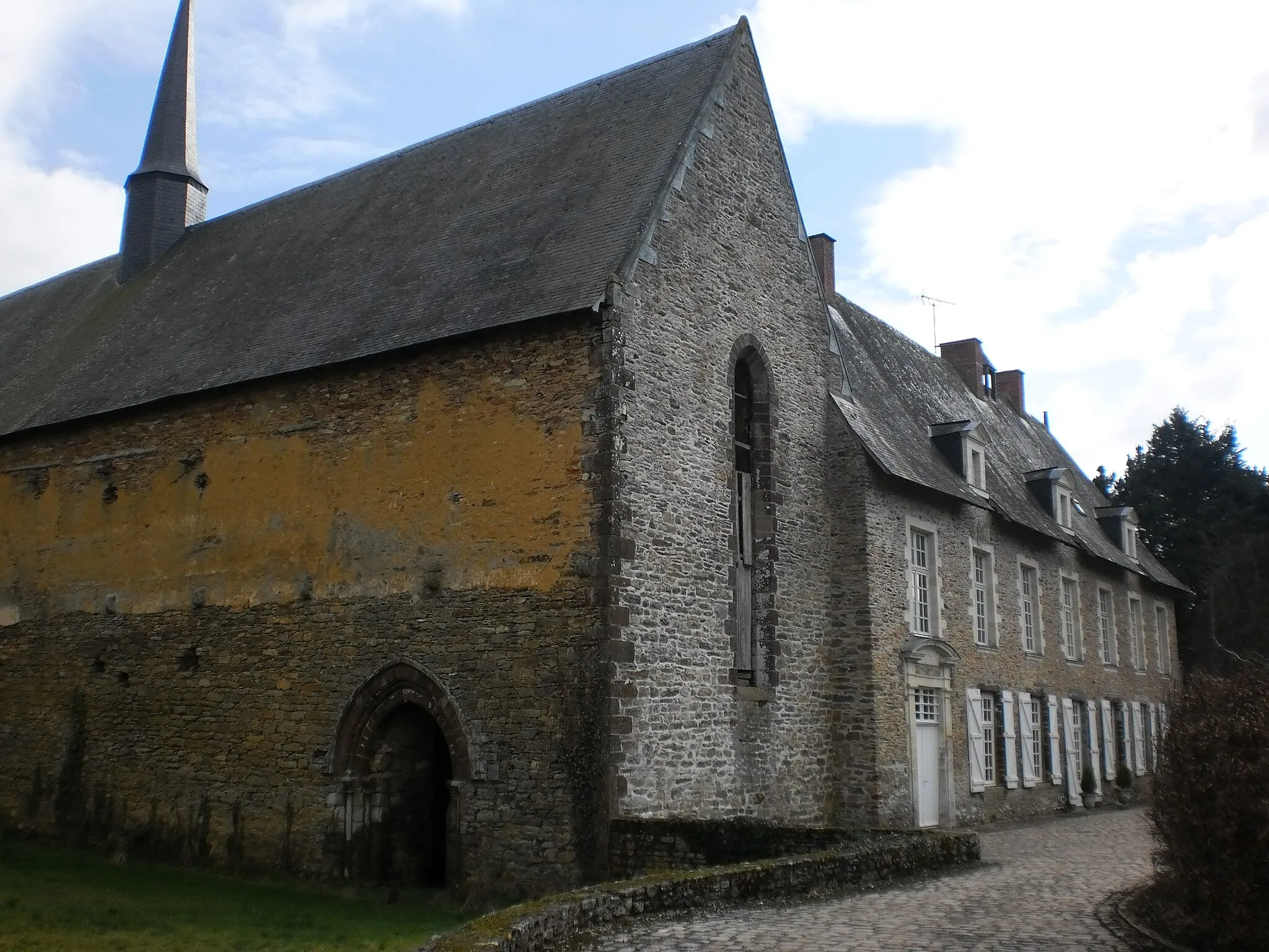 Photo showing: Juigné-des-Moutiers (Loire-Atlantique) - France - prieuré de la Primaudière