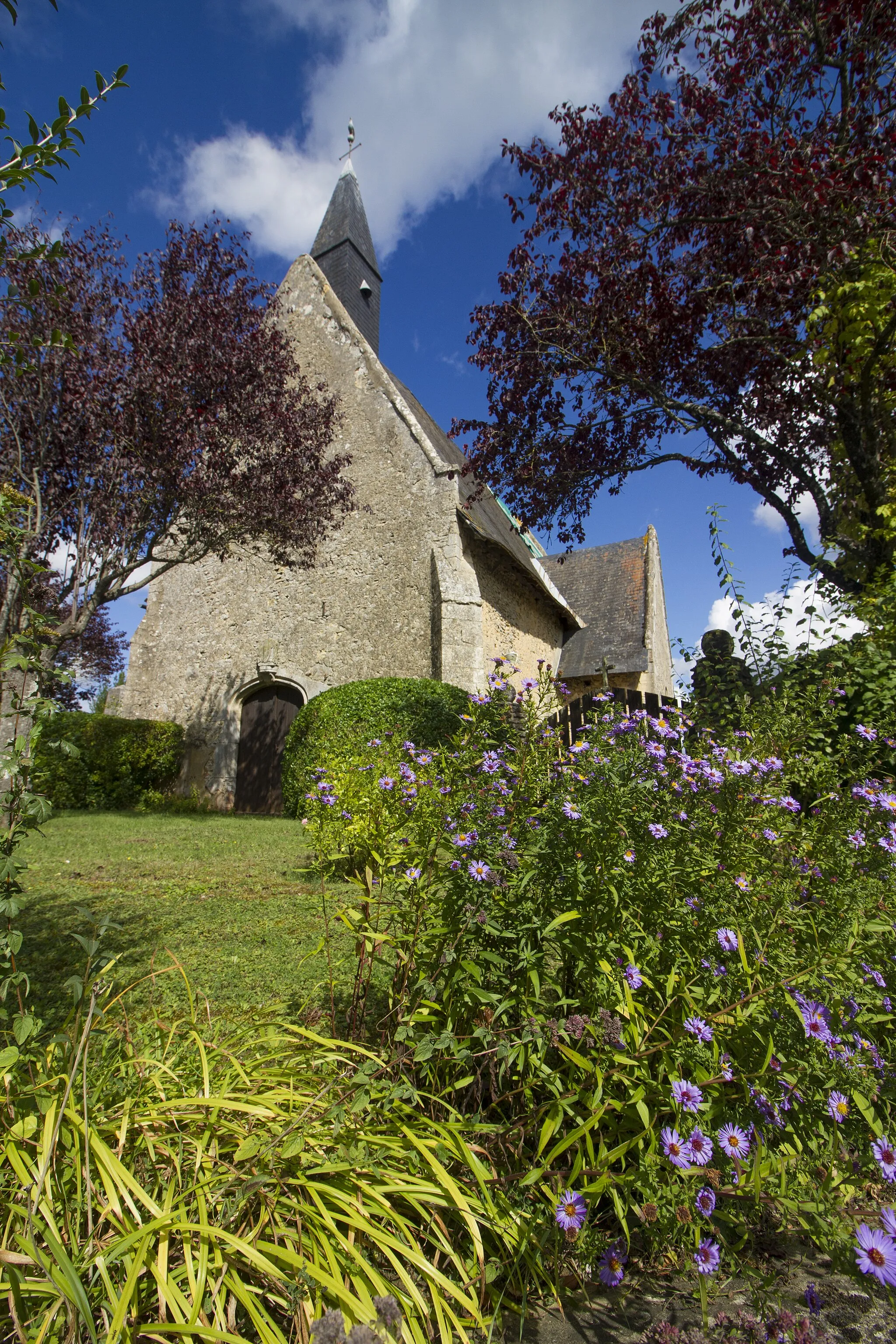 Photo showing: Chapelle de Crannes-en-Champagne - vue 01