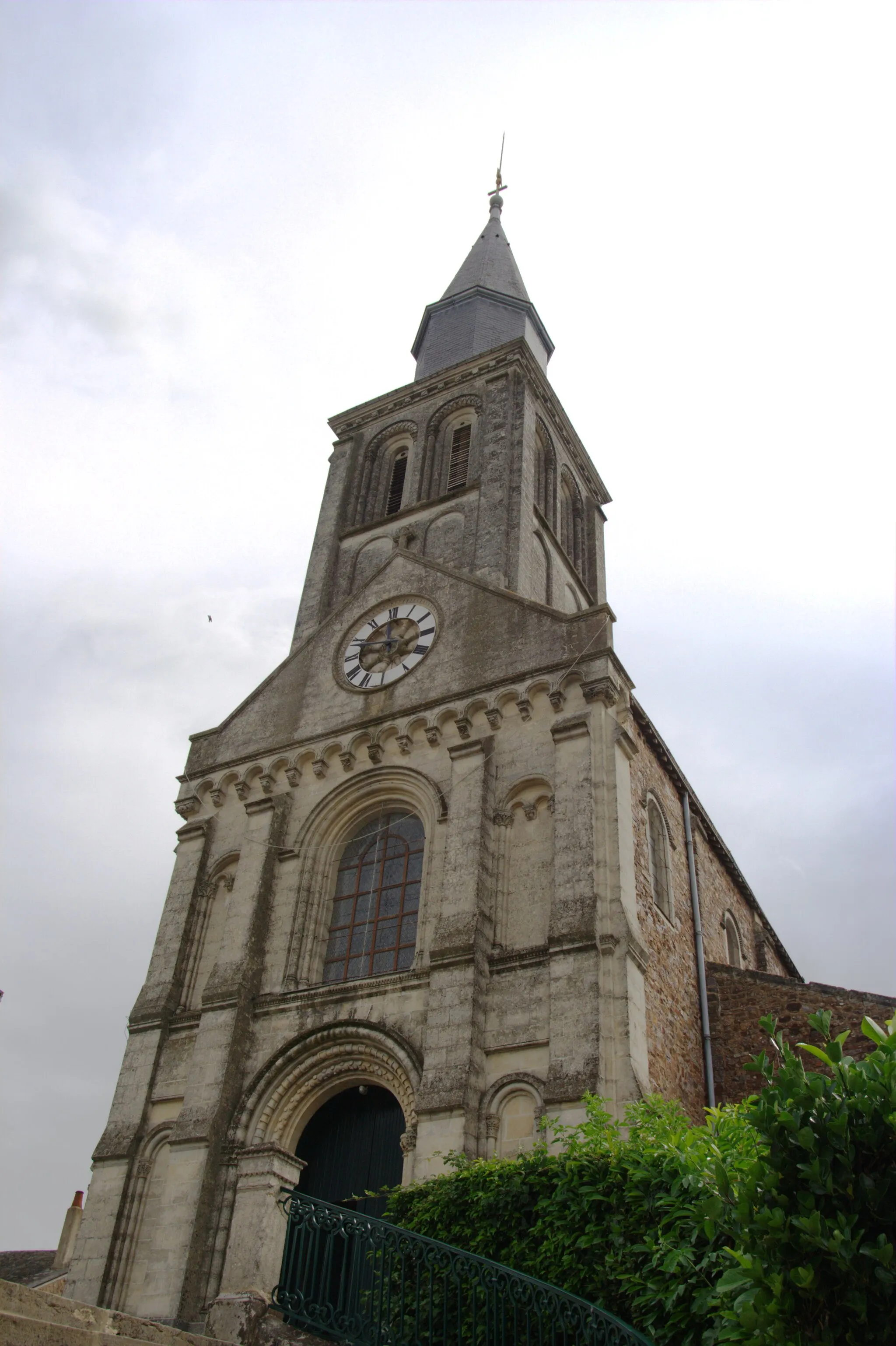 Photo showing: Église Saint-Denis de Saint-Denis-d'Orques.