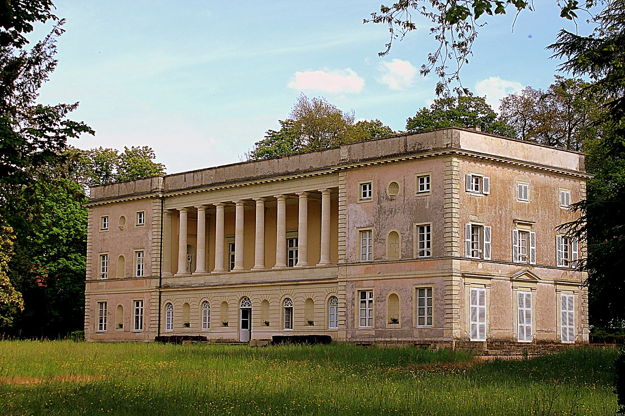 Photo showing: Château de la Noë Bel-Air (1835-1837), façade antérieure Ouest, Fr-44Vallet.