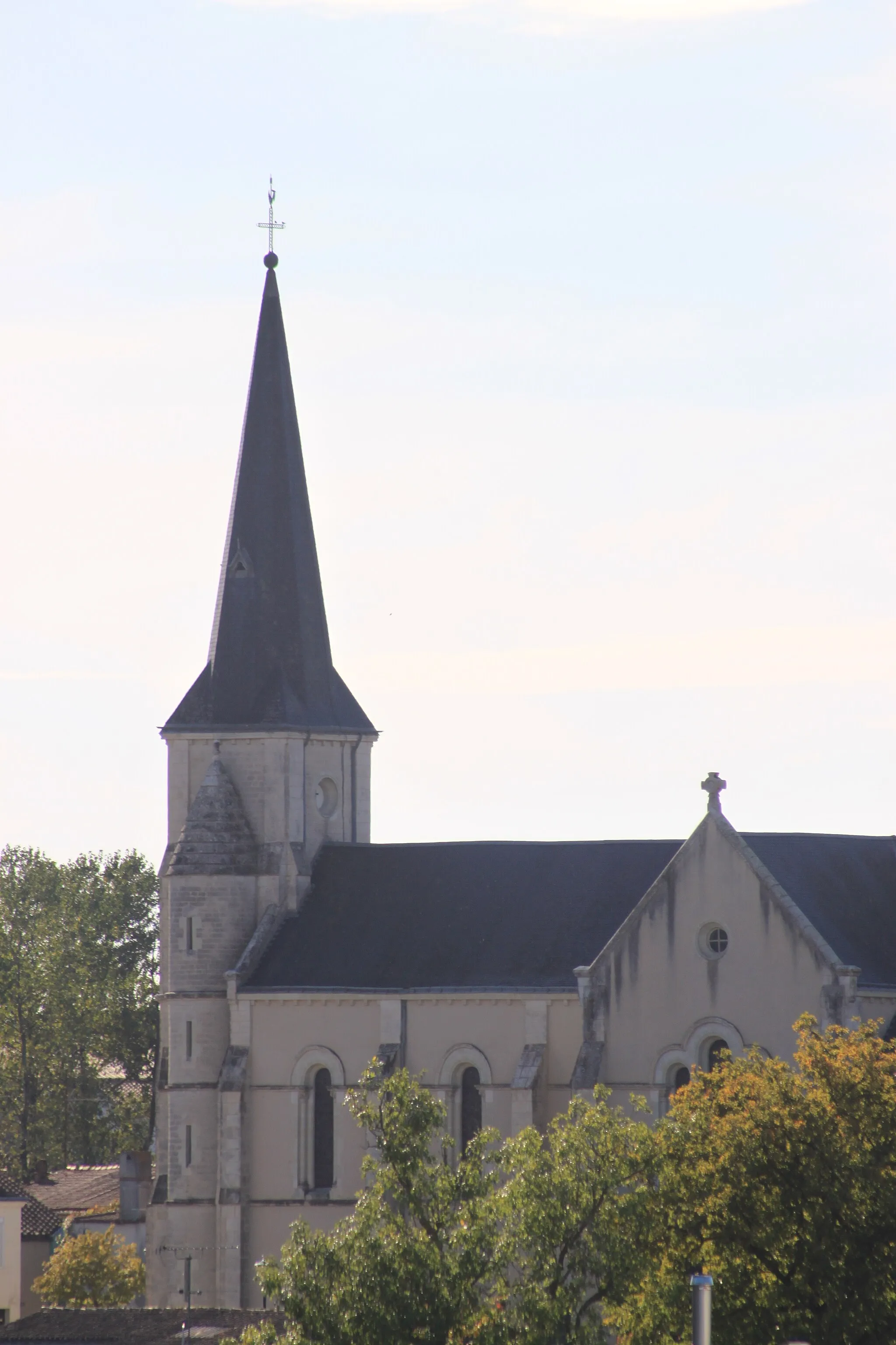Photo showing: Église Sainte-Florence, Fr-85-Sainte-Florence.